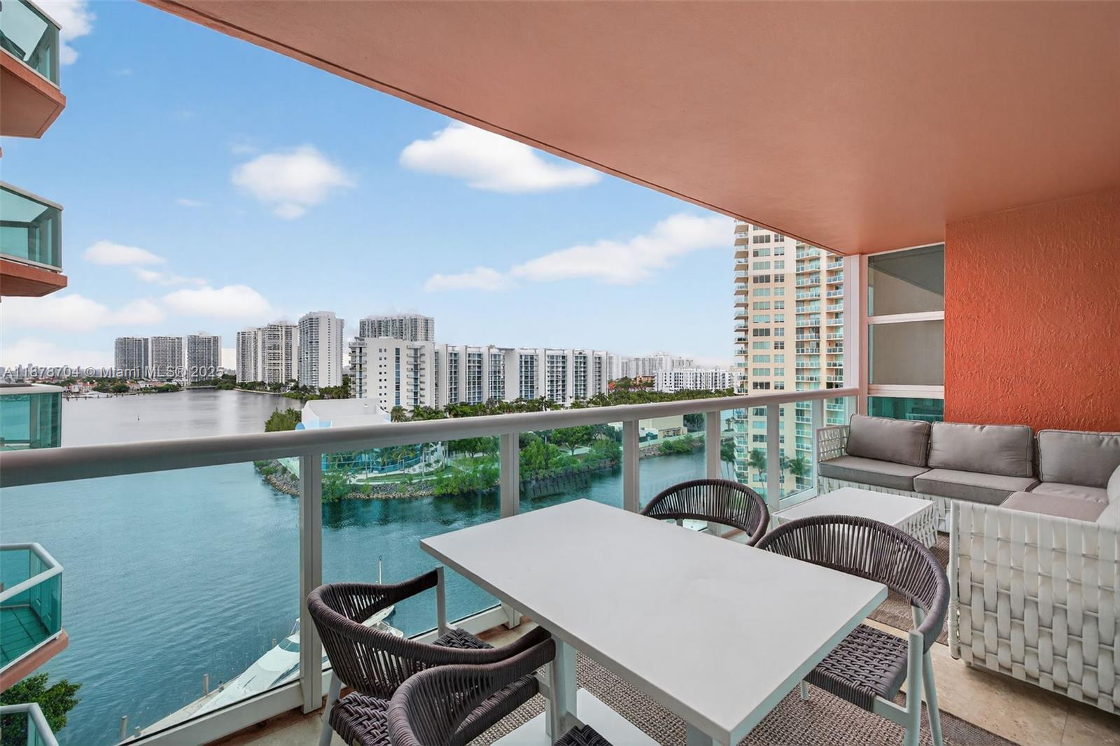 Aventura, Florida, 33180, United States, 2 Bedrooms Bedrooms, ,3 BathroomsBathrooms,Residential,For Sale,1947982
