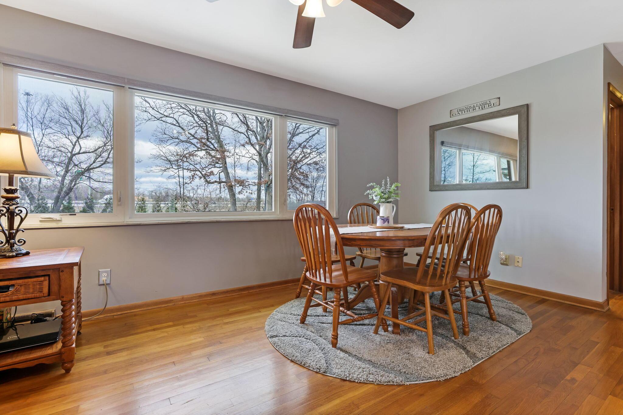 Grove City, Ohio, 43123, United States, 3 Bedrooms Bedrooms, ,3 BathroomsBathrooms,Residential,For Sale,2007789