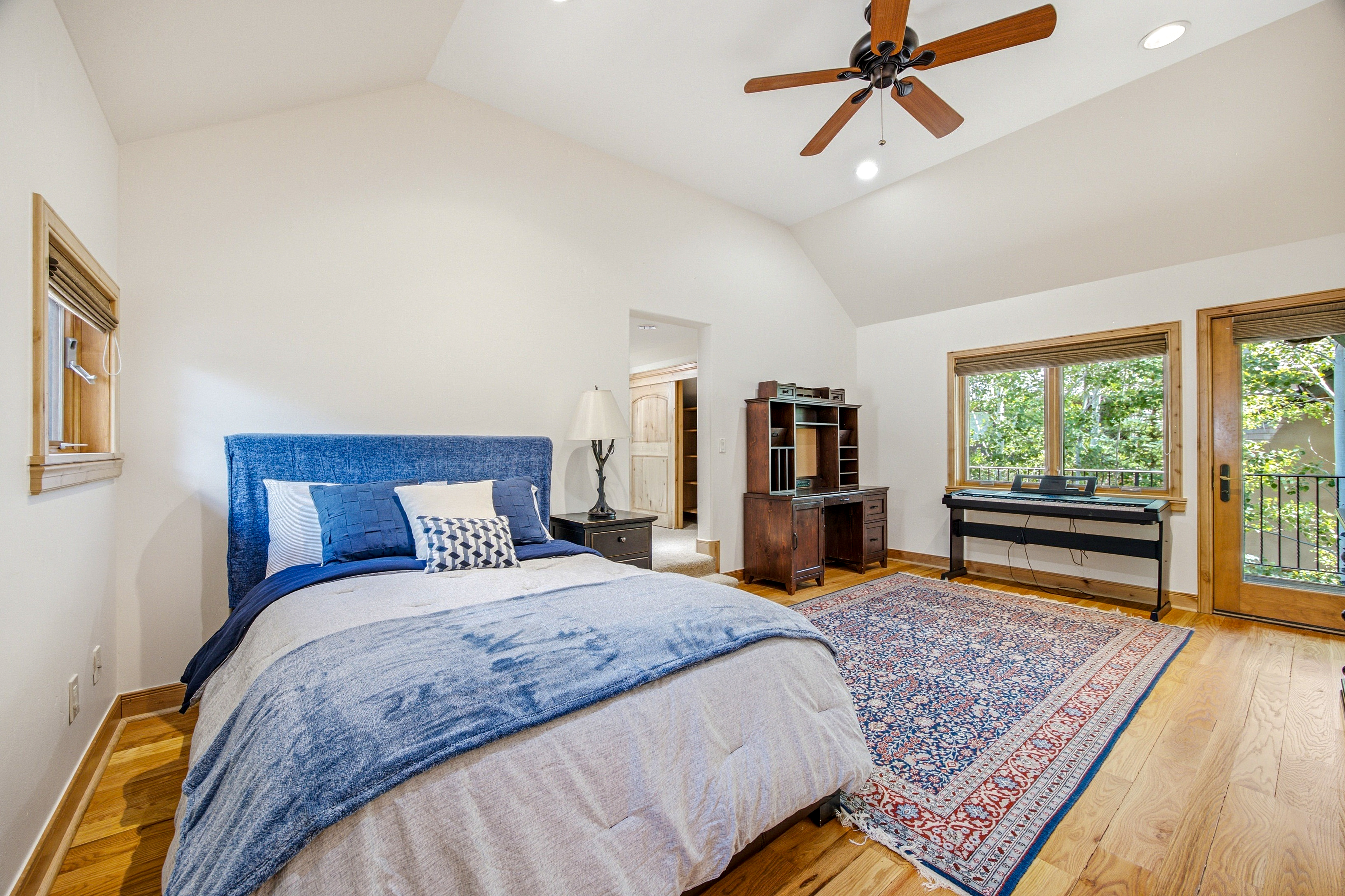  Custom-built, Single-family Home in the Exclusive Grand Traverse Neighborhood - 物件實景