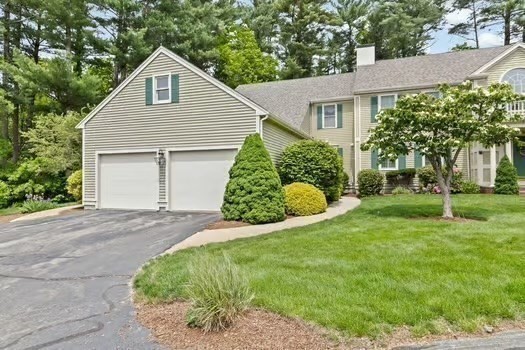 Duxbury, Massachusetts, 02232, United States, 2 Bedrooms Bedrooms, ,3 BathroomsBathrooms,Residential,For Sale,1839812