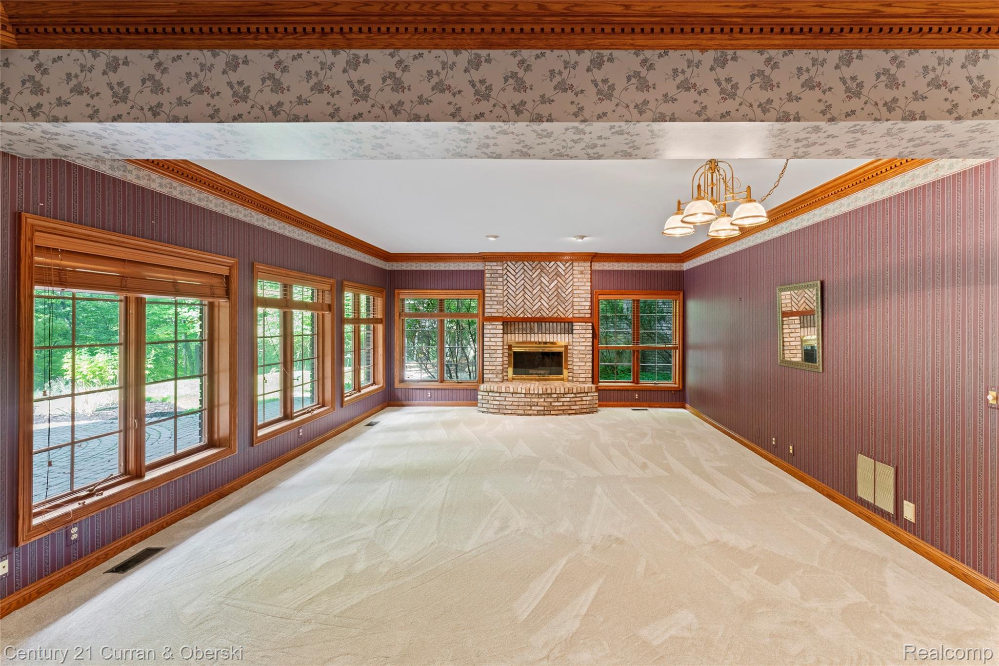 Farmington, Michigan, 48331, United States, 5 Bedrooms Bedrooms, ,6 BathroomsBathrooms,Residential,For Sale,1975363