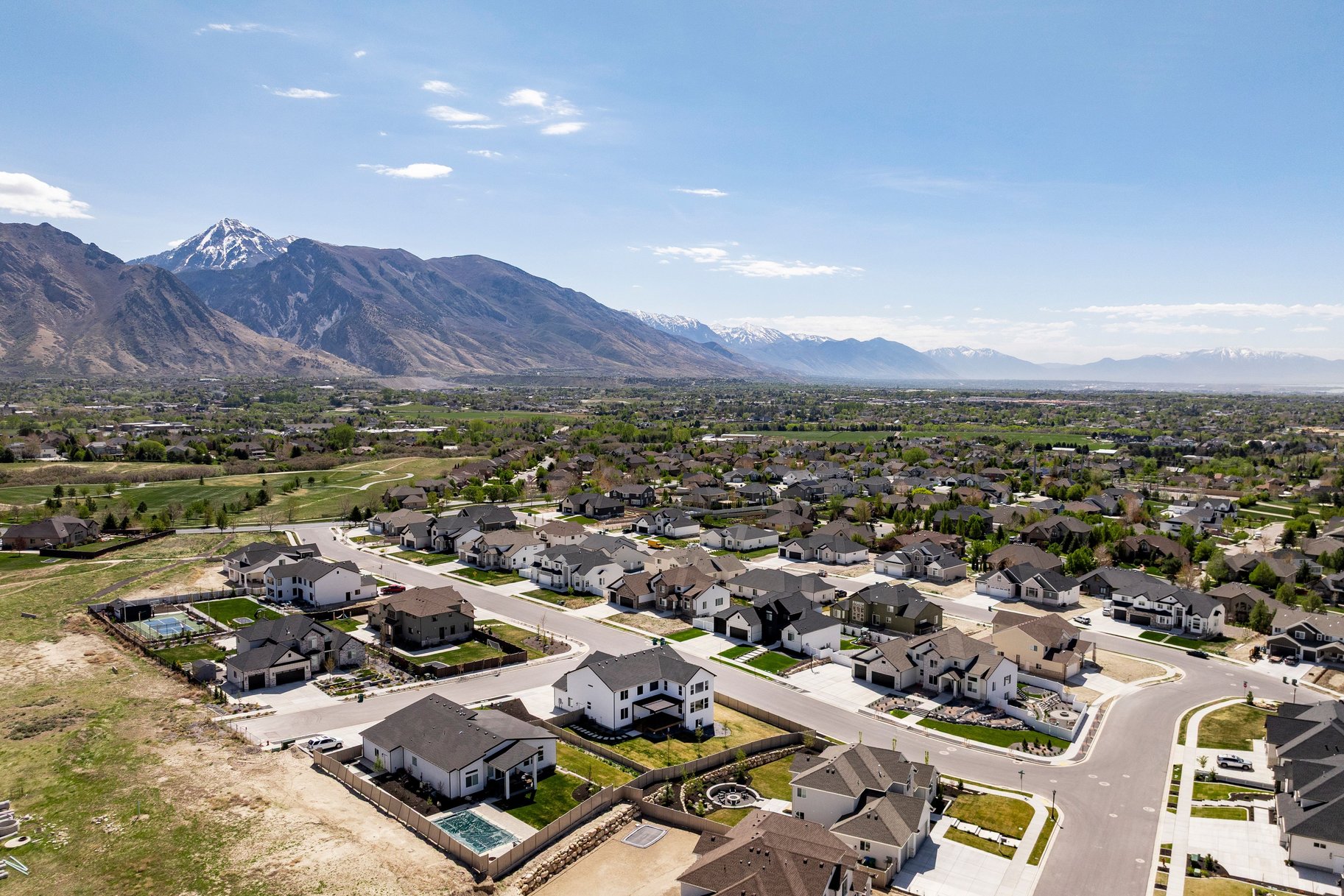  Practically Brand New Home in Highland, with Stunning Mountain Views - 物件實景