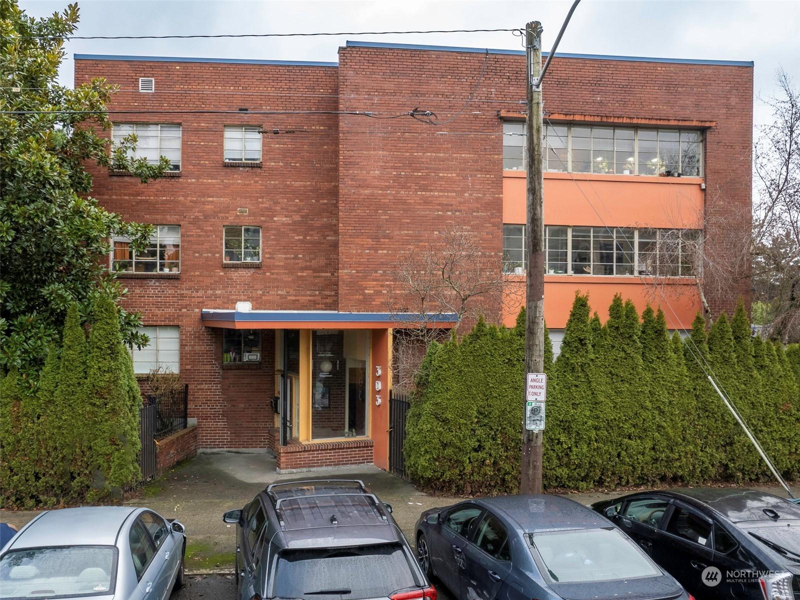 303 HARVARD AVENUE E, SEATTLE, Washington, 98102, United States, ,Residential,For Sale,303 HARVARD AVENUE E,1434145
