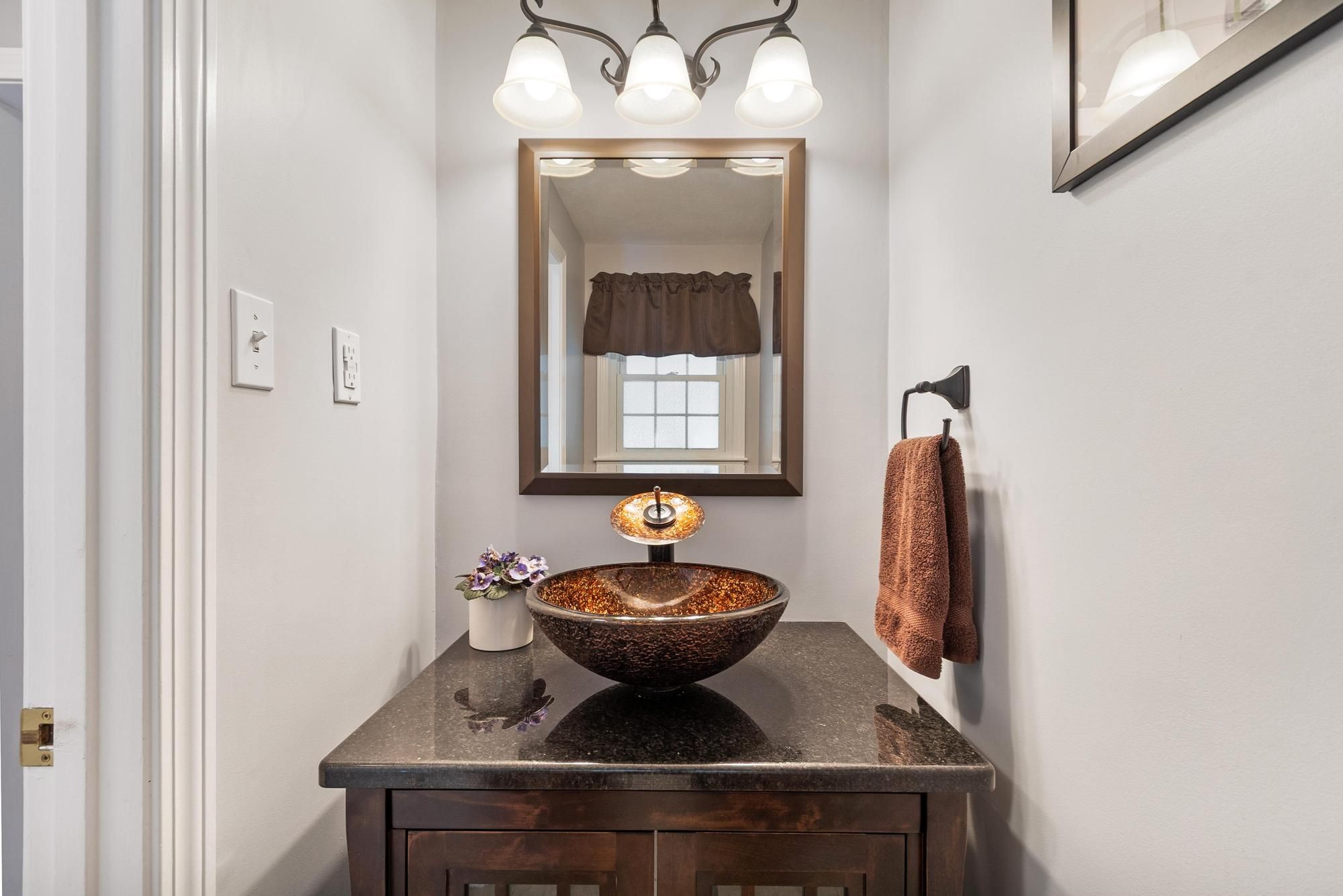  60 Wescott Circle, Tewksbury, MA, 01876 - 物件實景