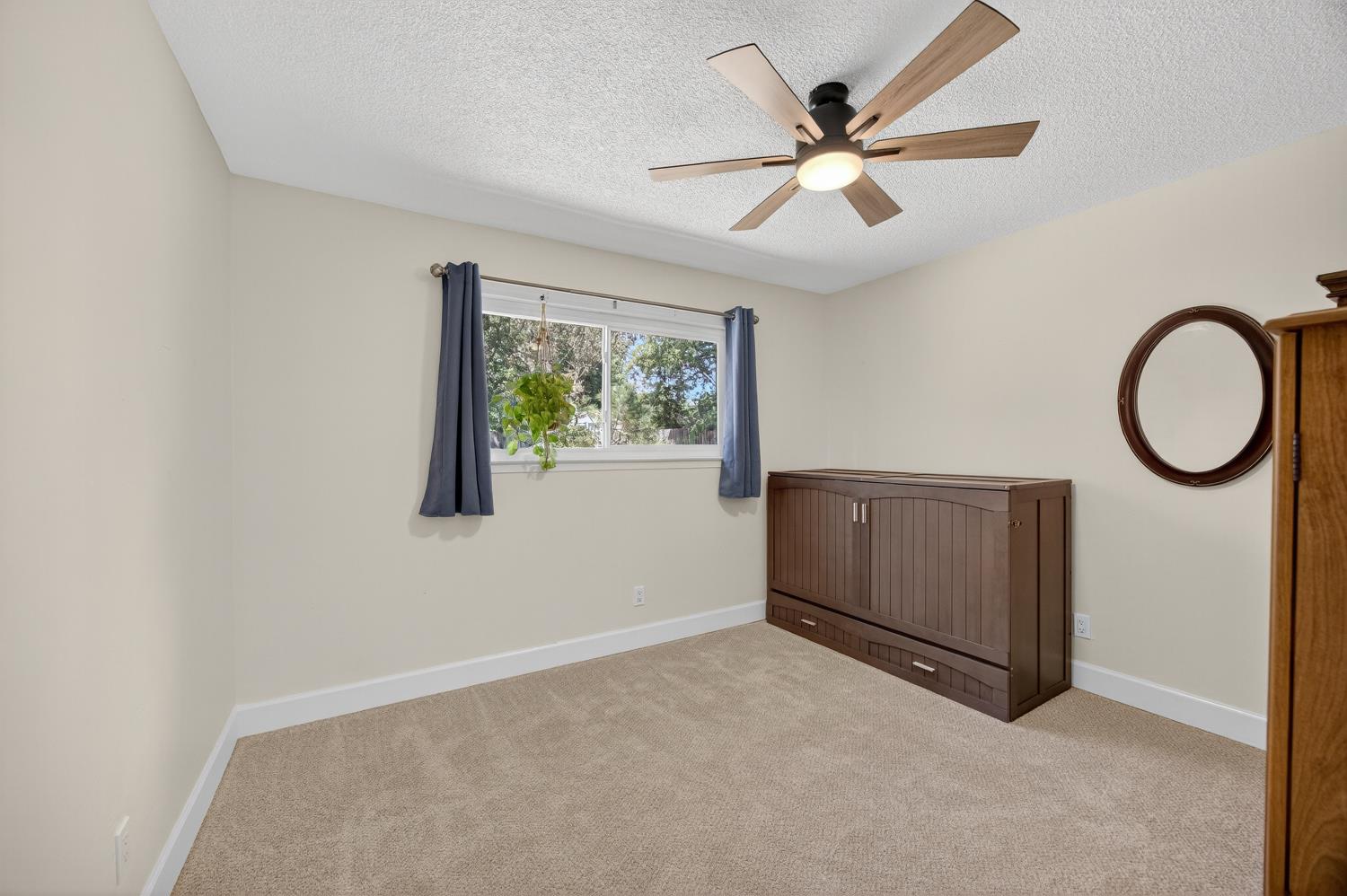 Carmichael, California, 95608, United States, 3 Bedrooms Bedrooms, ,2 BathroomsBathrooms,Residential,For Sale,1938717