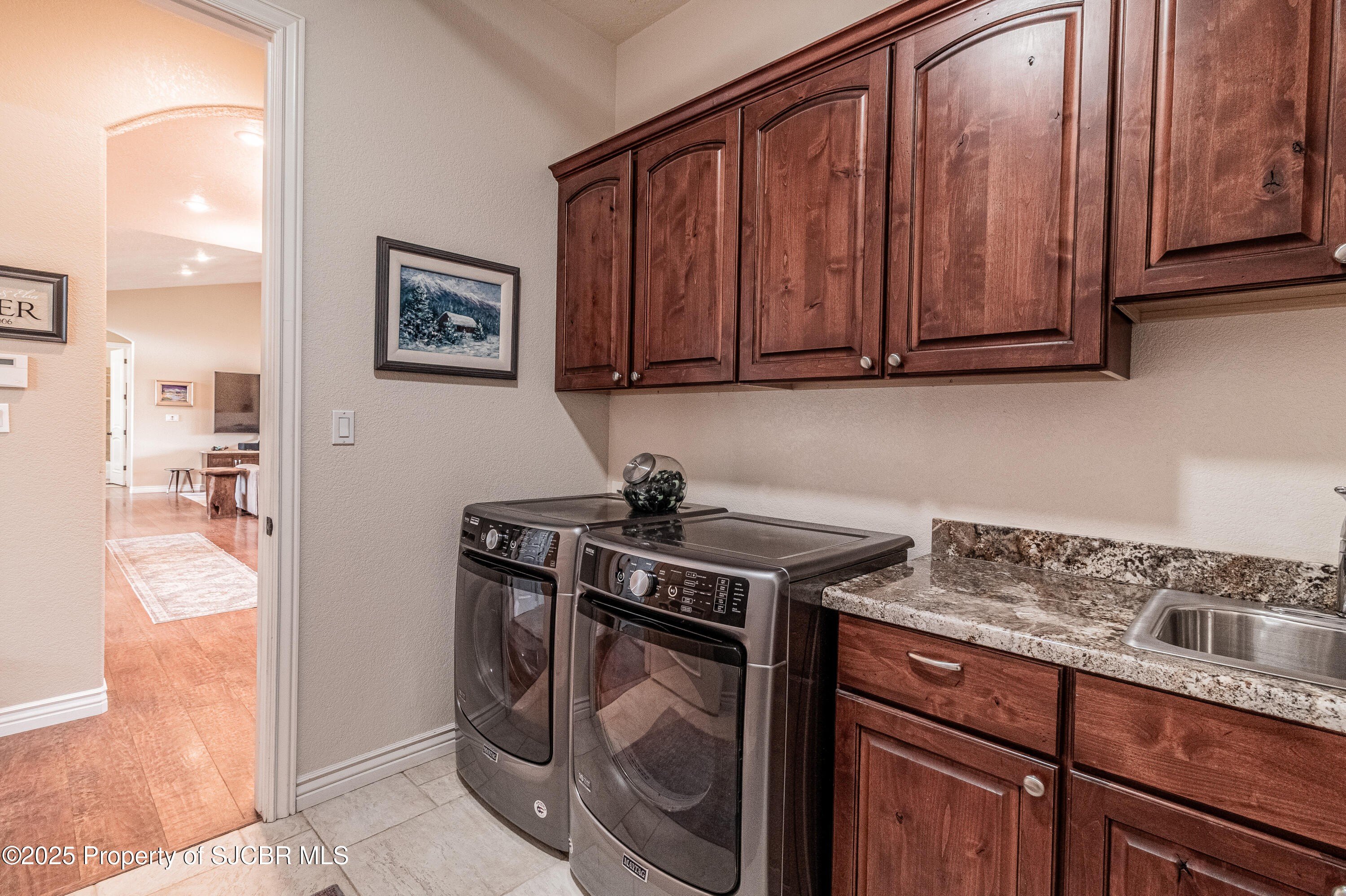 Aztec, New Mexico, 87410, United States, 4 Bedrooms Bedrooms, ,4 BathroomsBathrooms,Residential,For Sale,1857404