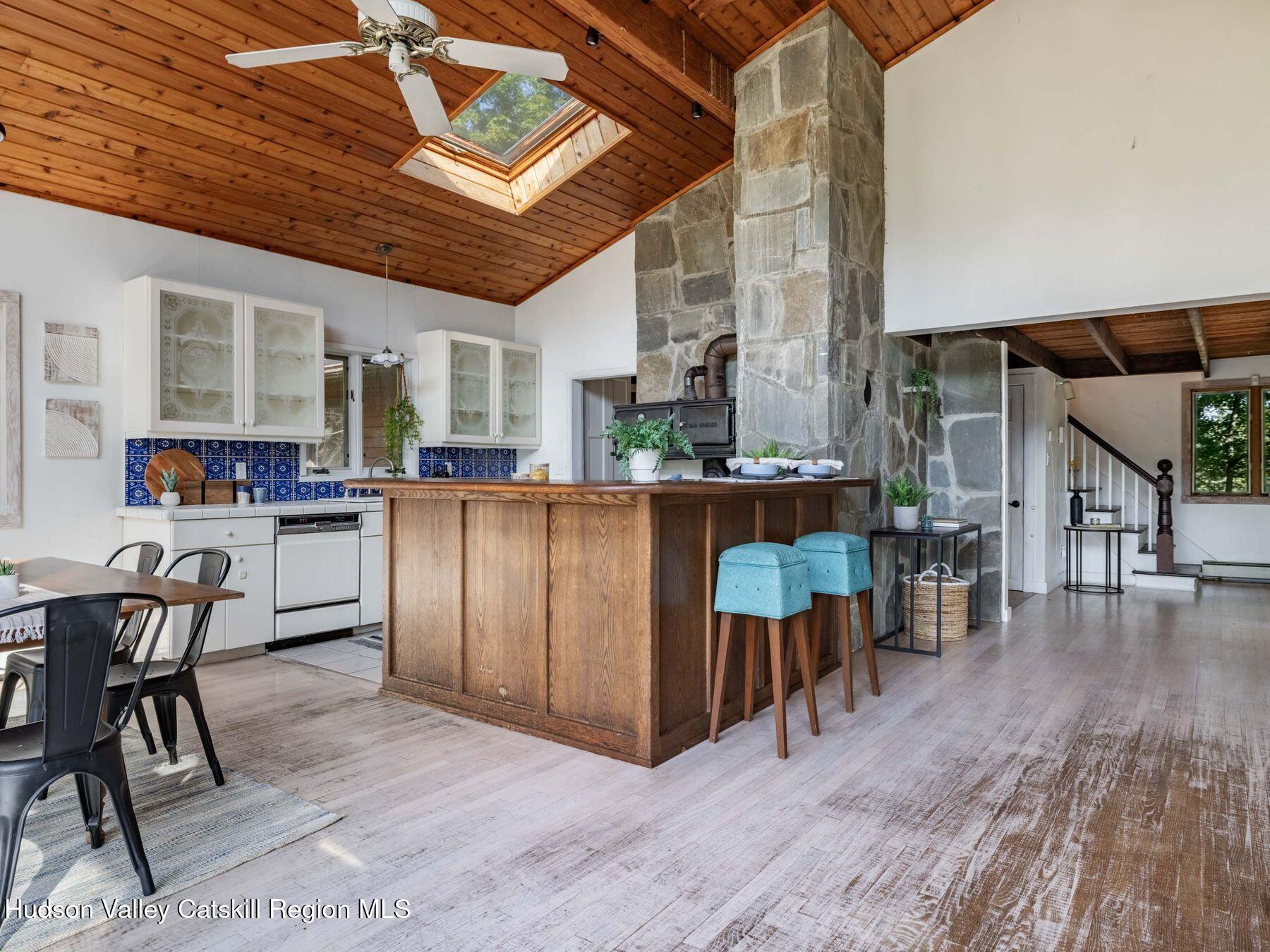 Saugerties, New York, 12477, United States, 3 Bedrooms Bedrooms, ,2 BathroomsBathrooms,Residential,For Sale,1933651