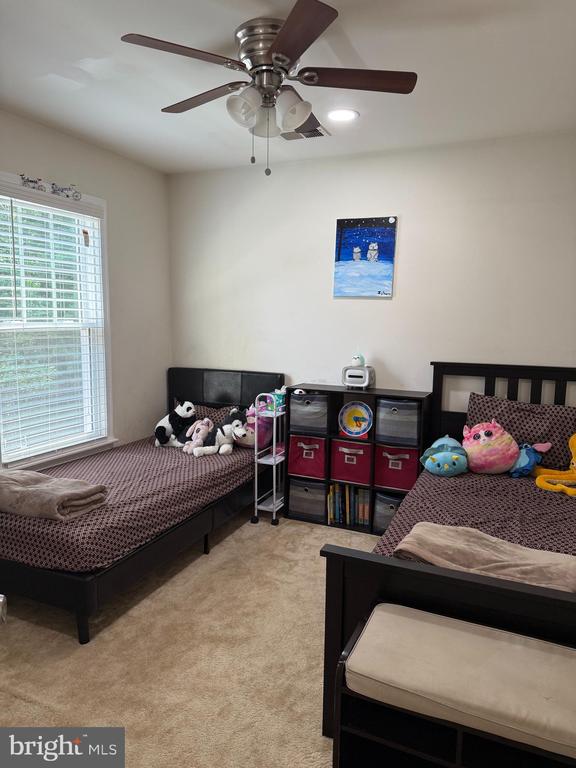 Reston, Virginia, 20194, United States, 3 Bedrooms Bedrooms, ,4 BathroomsBathrooms,Residential,For Sale,1869316
