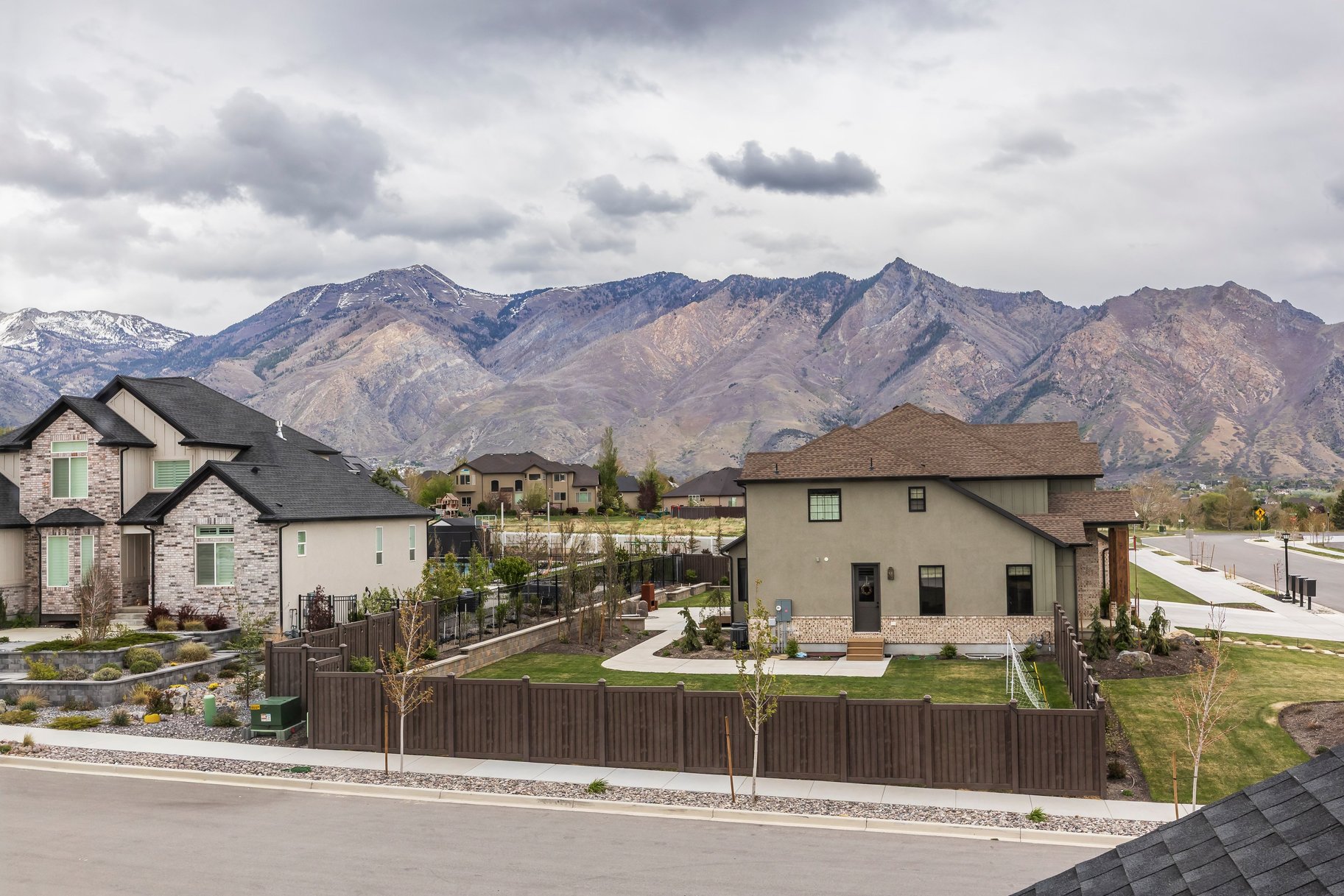  Practically Brand New Home in Highland, with Stunning Mountain Views - 物件實景