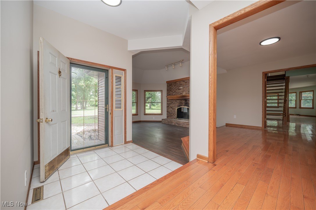 Diamond, Ohio, 44412, United States, 5 Bedrooms Bedrooms, ,5 BathroomsBathrooms,Residential,For Sale,1983781