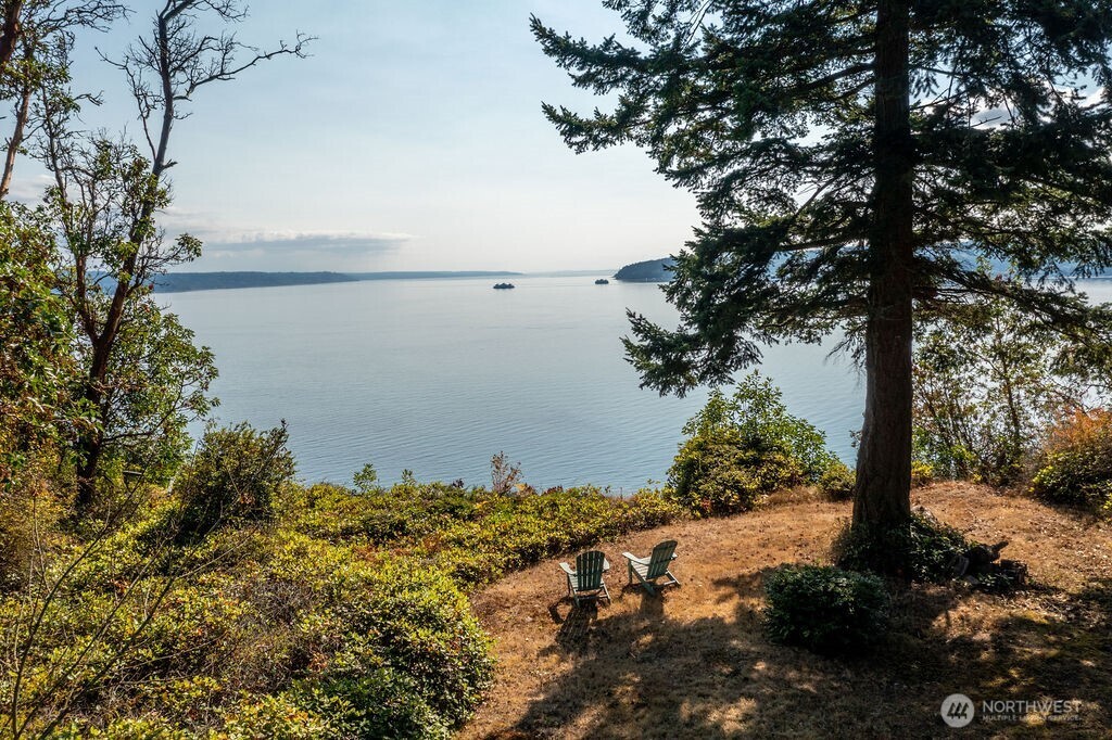 Hat Island, Washington, 98206, United States, 3 Bedrooms Bedrooms, ,1 BathroomBathrooms,Residential,For Sale,1974071