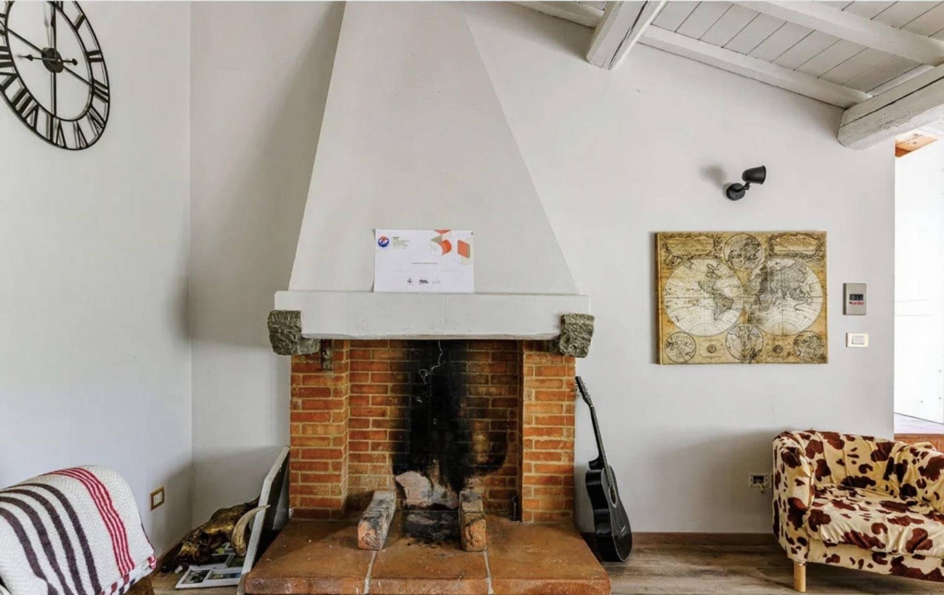 Prato, Prato, 50047, IT, 8 Bedrooms Bedrooms, ,6 BathroomsBathrooms,Residential,For Sale,1991549