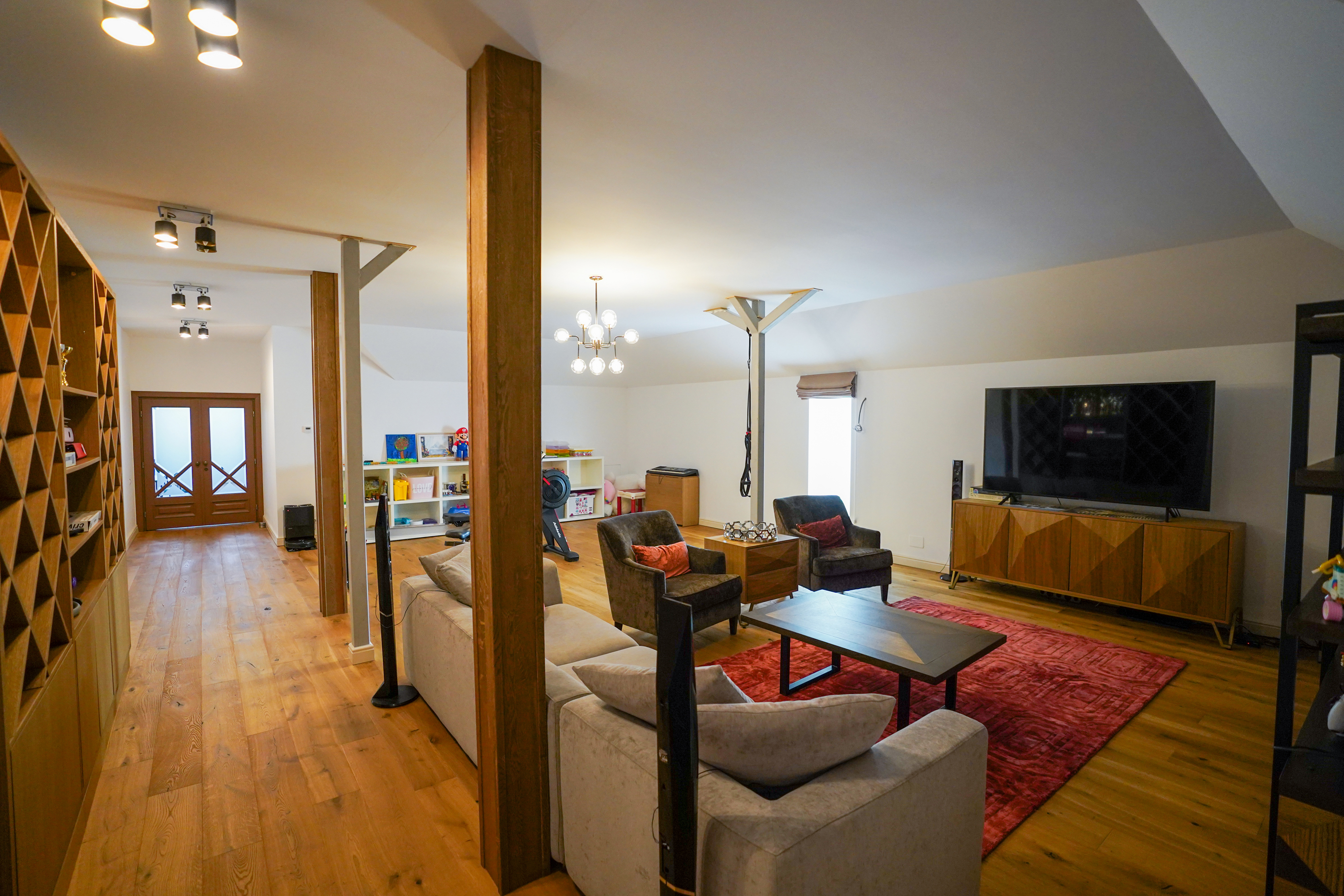  Villa with a 19-Hectare Private Estate on the Edge of the Forest - 物件實景