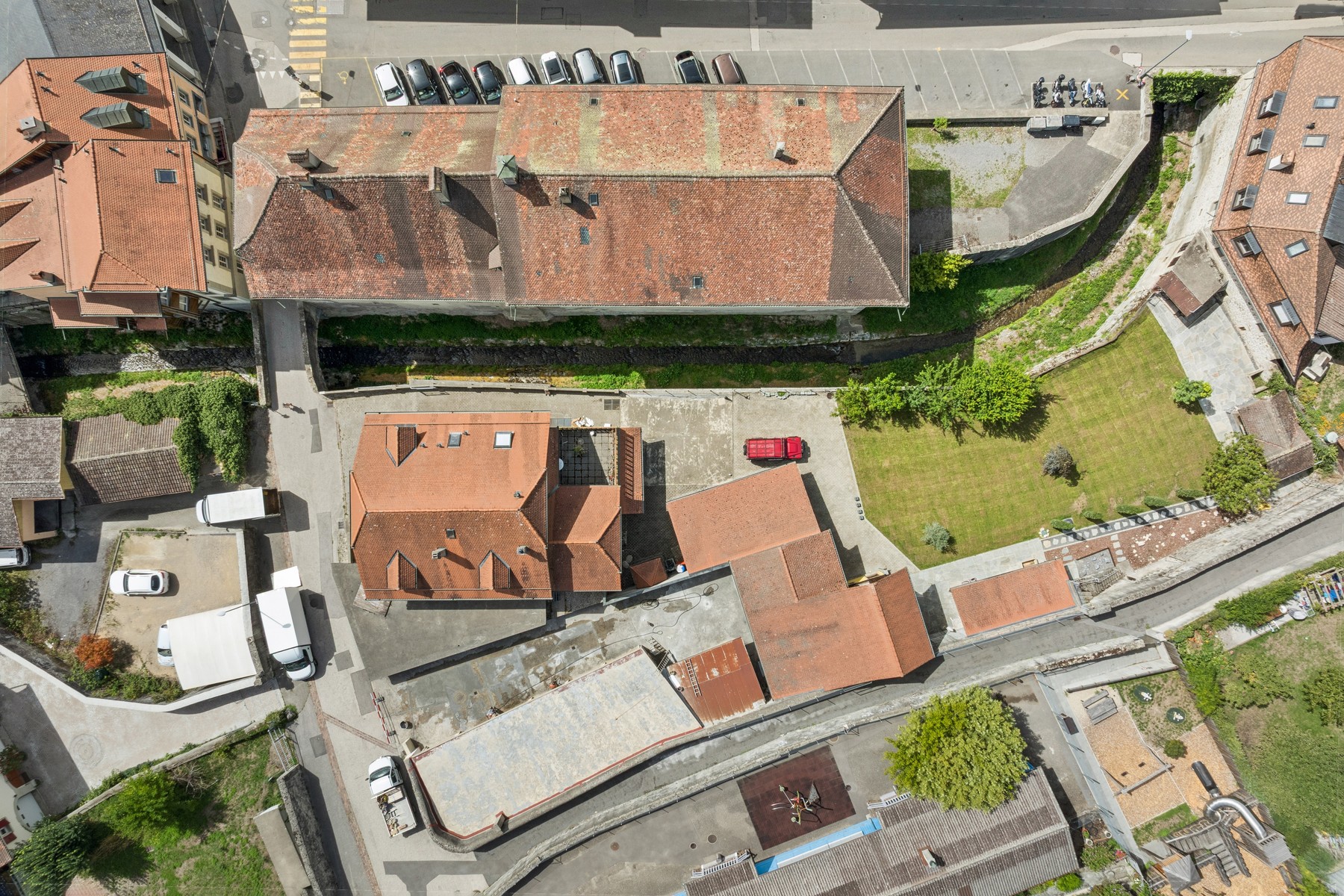  A charming property with endless possibilities in the heart of Moudon - 物件實景
