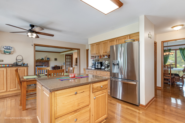 Algonquin, Illinois, 60102, United States, 4 Bedrooms Bedrooms, ,Residential,For Sale,1978319