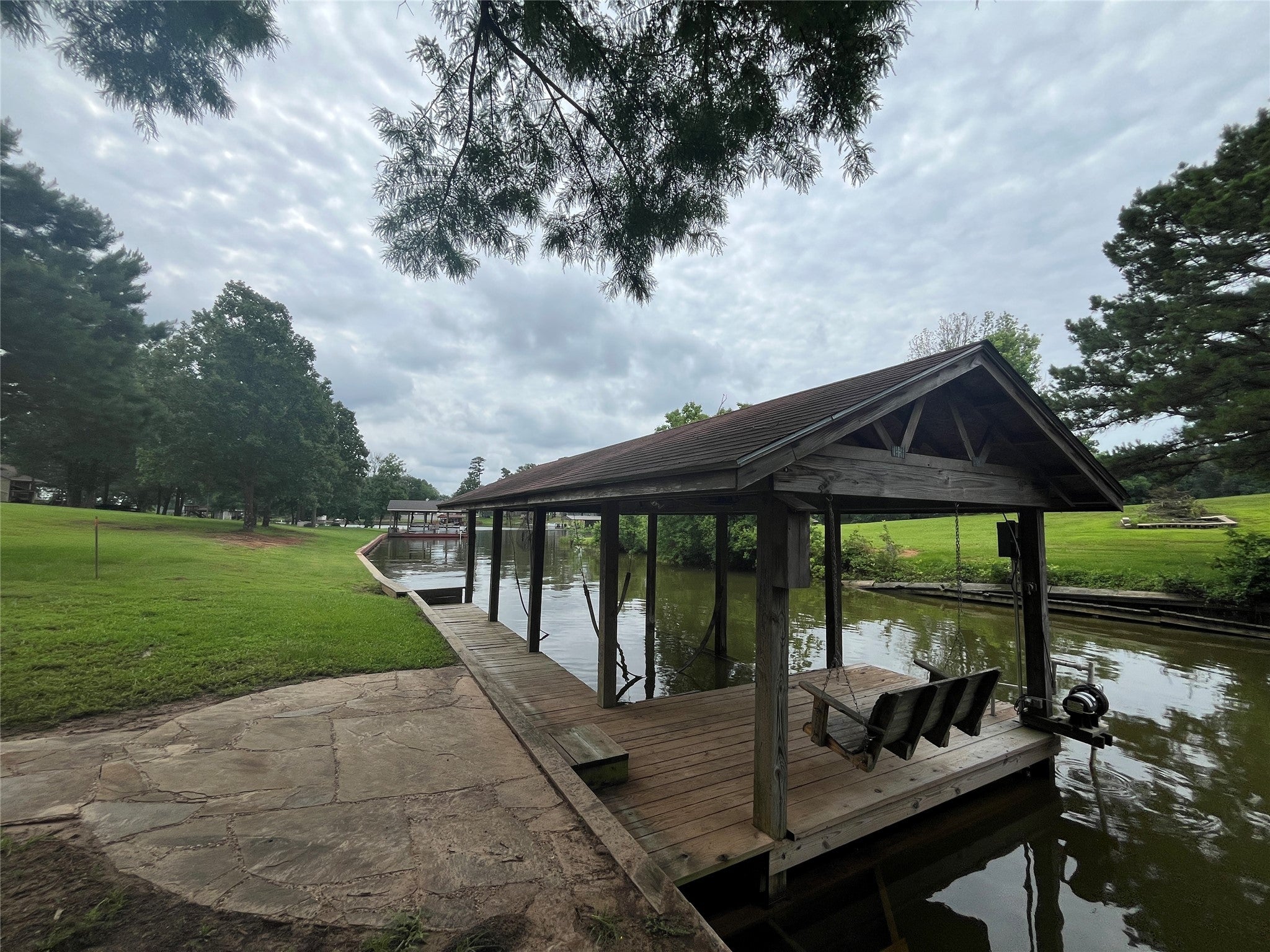 Pittsburg, Texas, 75686, United States, 3 Bedrooms Bedrooms, ,2 BathroomsBathrooms,Residential,For Sale,1850208