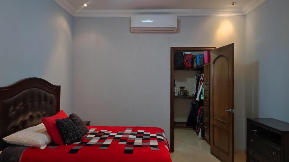 VICTOR HUGO, Torreón, Coahuila de Zaragoza, 27018, Mexico, 3 Bedrooms Bedrooms, ,4 BathroomsBathrooms,Residential,For Sale,VICTOR HUGO,1529132