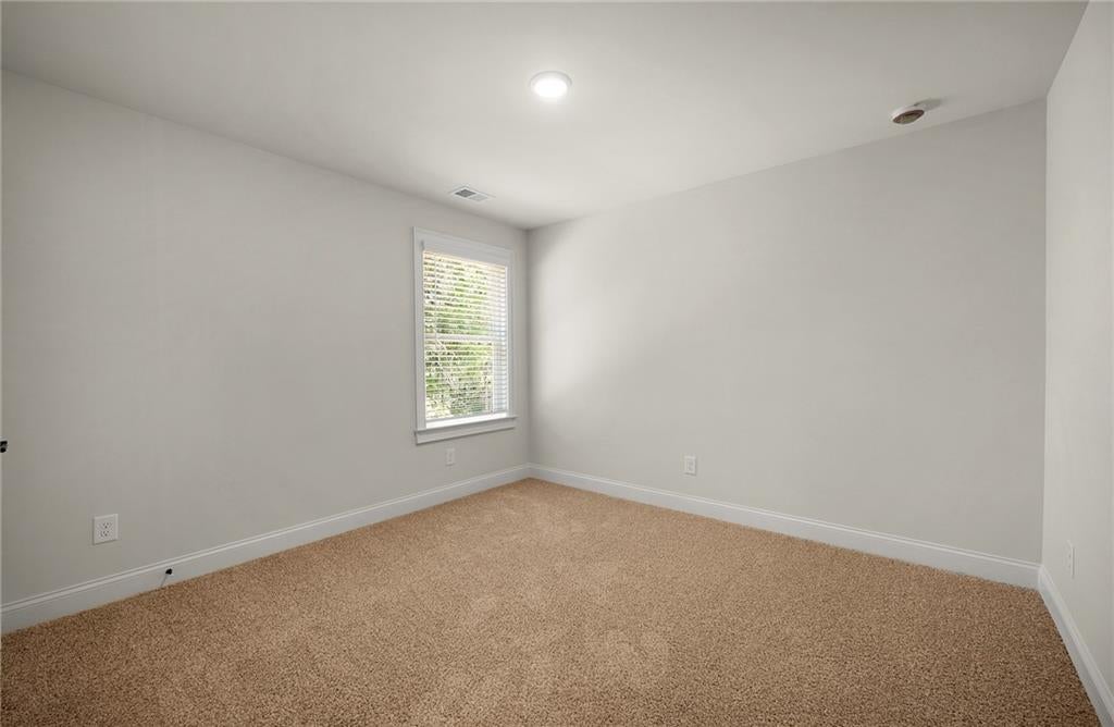 Adairsville, Georgia, 30103, United States, 4 Bedrooms Bedrooms, ,3 BathroomsBathrooms,Residential,For Sale,1976027