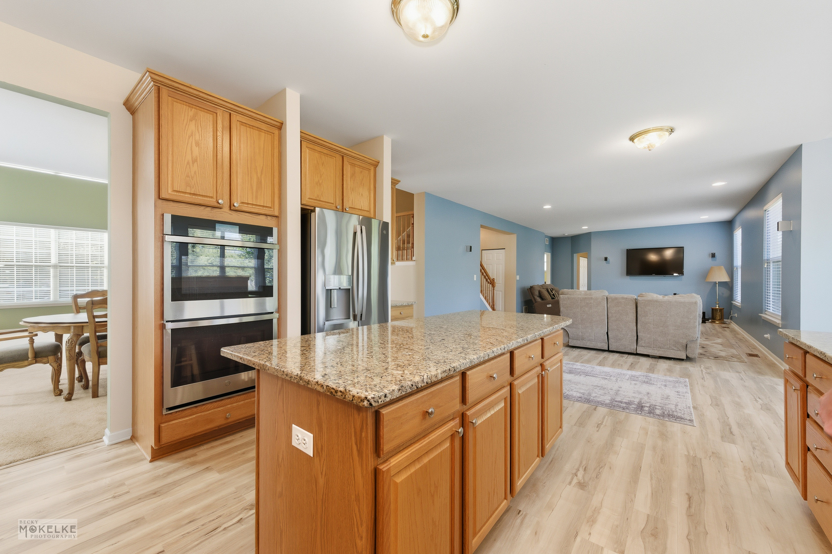 Oswego, Illinois, 60543, United States, 4 Bedrooms Bedrooms, ,3 BathroomsBathrooms,Residential,For Sale,1960822