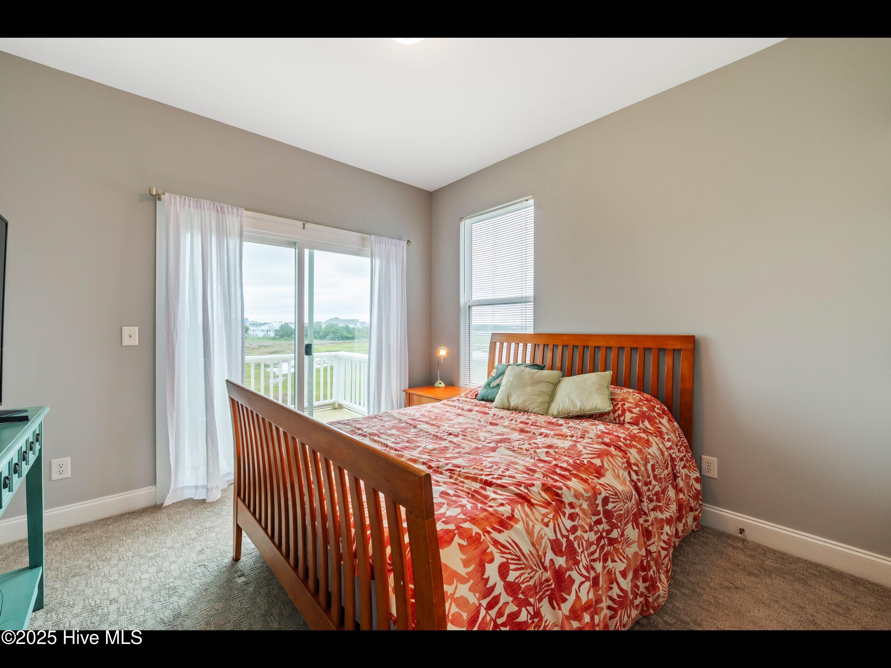 Carolina Beach, North Carolina, 28428, United States, 3 Bedrooms Bedrooms, ,3 BathroomsBathrooms,Residential,For Sale,1827738