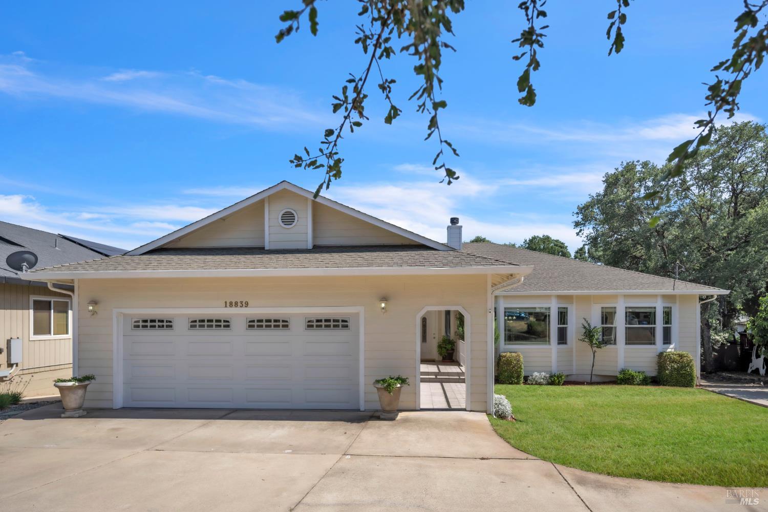 Hidden Valley Lake, California, 95467, United States, 5 Bedrooms Bedrooms, ,3 BathroomsBathrooms,Residential,For Sale,1850349