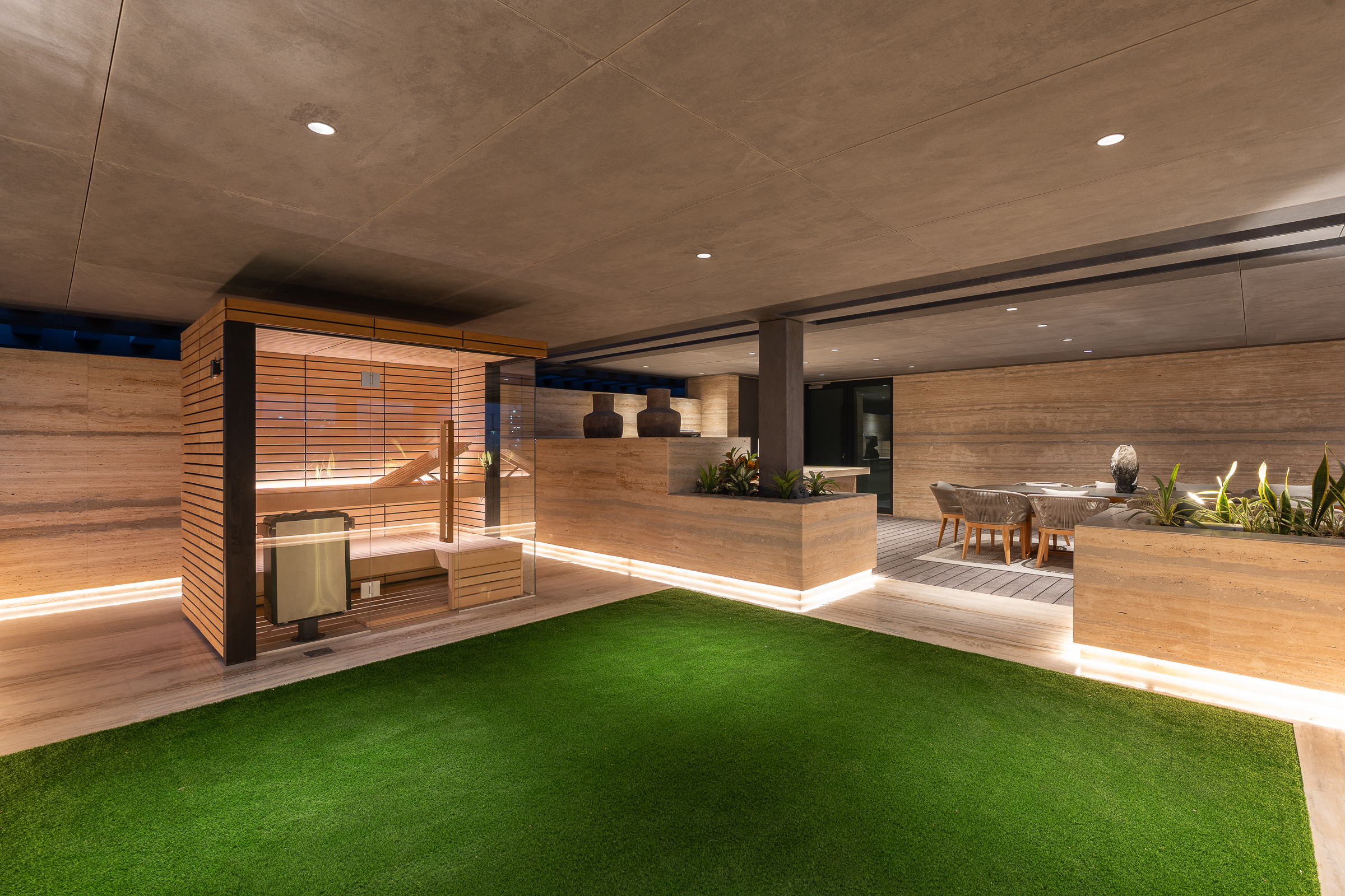  Custom-Built Mansion with Stunning Sunset Views - 物件實景
