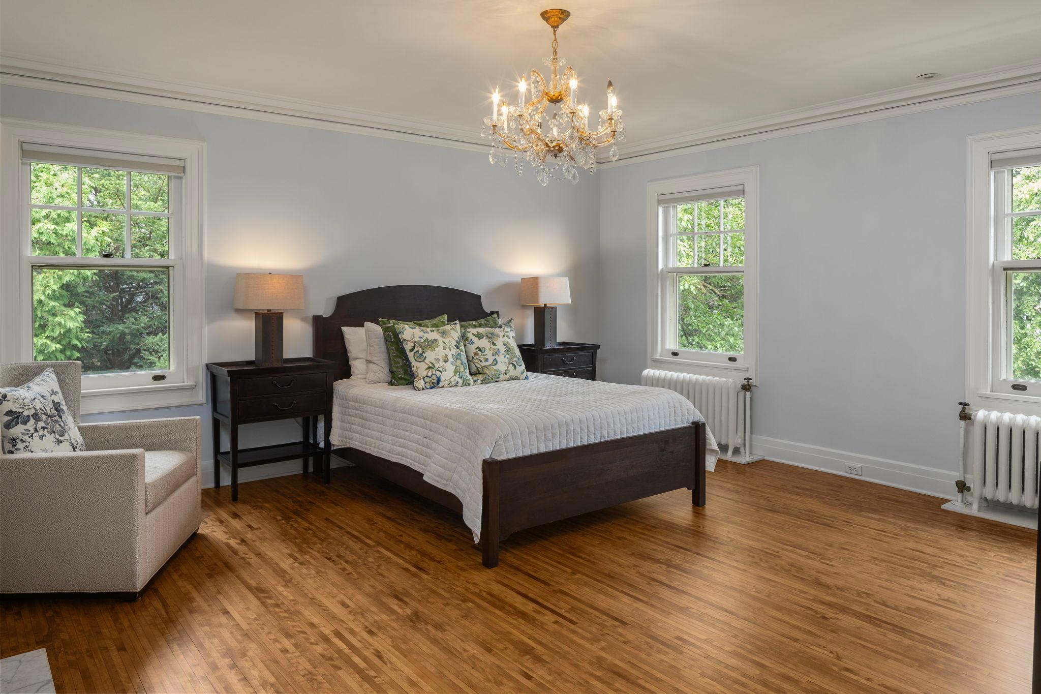 Minneapolis, Minnesota, 55416, United States, 5 Bedrooms Bedrooms, ,4 BathroomsBathrooms,Residential,For Sale,1907666