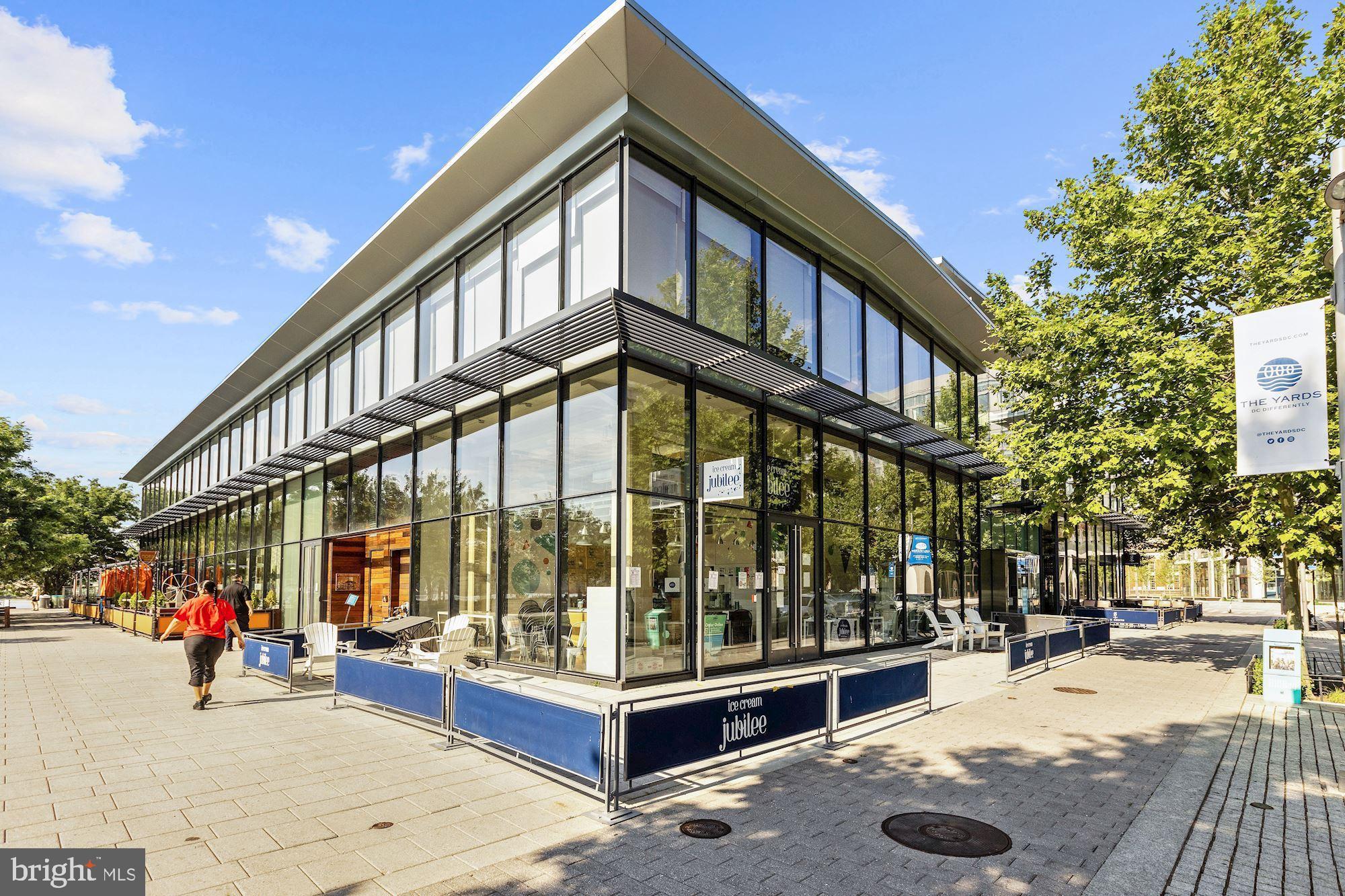 Washington, District of Columbia, 20024, United States, 3 Bedrooms Bedrooms, ,3 BathroomsBathrooms,Residential,For Sale,1943567