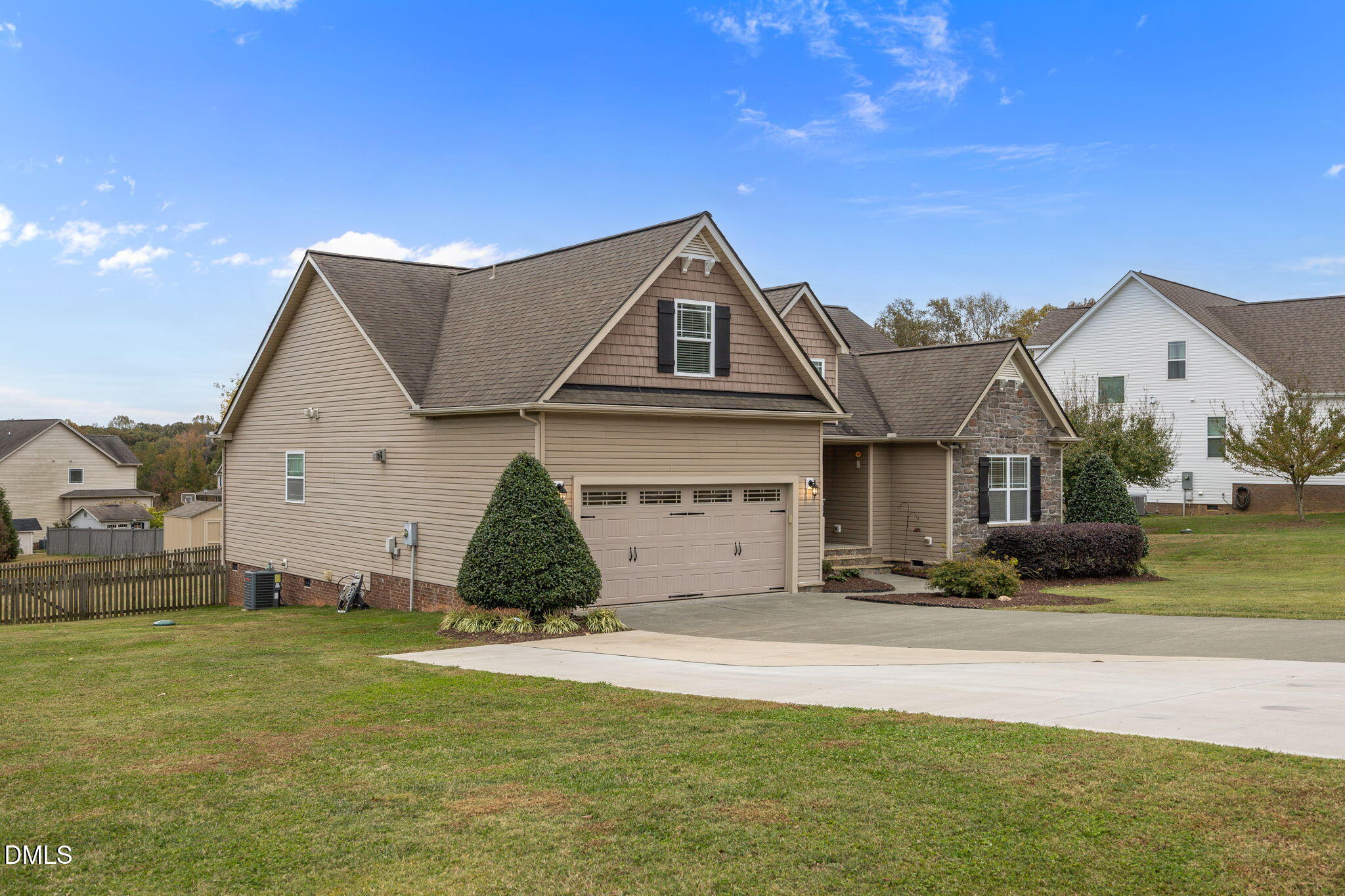 Wake Forest, North Carolina, 27587, United States, 3 Bedrooms Bedrooms, ,3 BathroomsBathrooms,Residential,For Sale,1985038