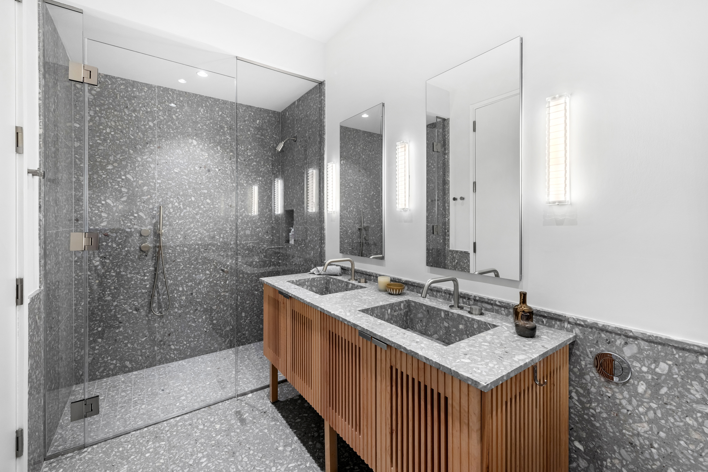  30 Front Street, Apt 15E - 物件實景