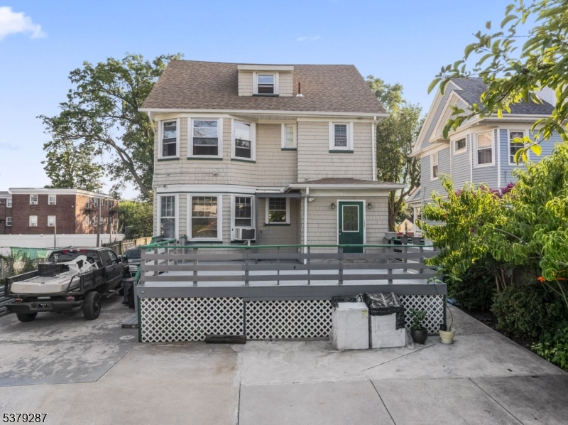 Elizabeth City, New Jersey, 07208-1601, United States, 5 Bedrooms Bedrooms, ,3 BathroomsBathrooms,Residential,For Sale,1921701