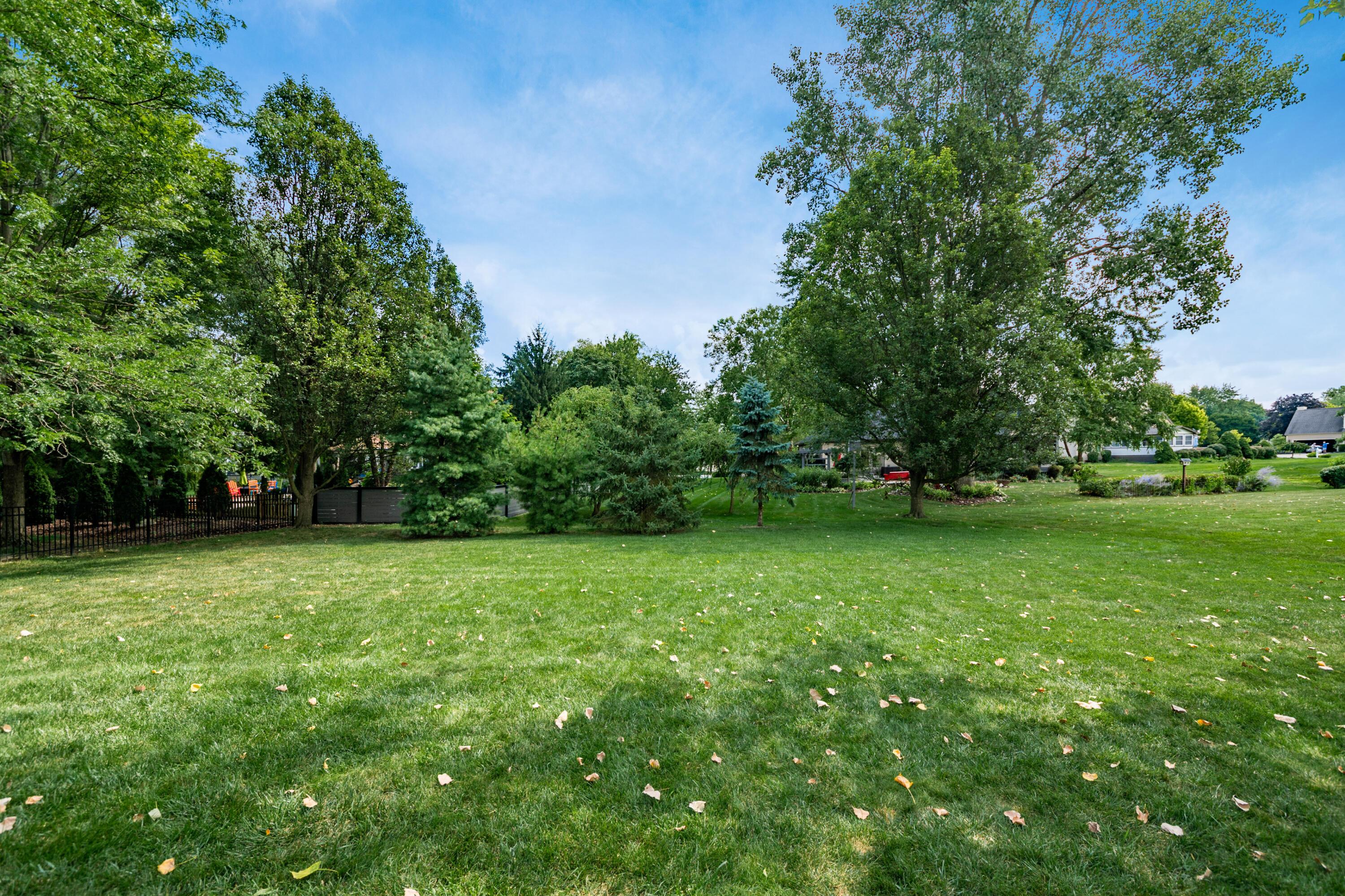 Lewis Center, Ohio, 43035, United States, 4 Bedrooms Bedrooms, ,3 BathroomsBathrooms,Residential,For Sale,1910876