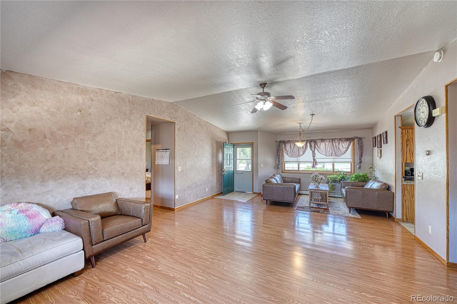 Salida, Colorado, 81201, United States, 3 Bedrooms Bedrooms, ,2 BathroomsBathrooms,Residential,For Sale,1980556