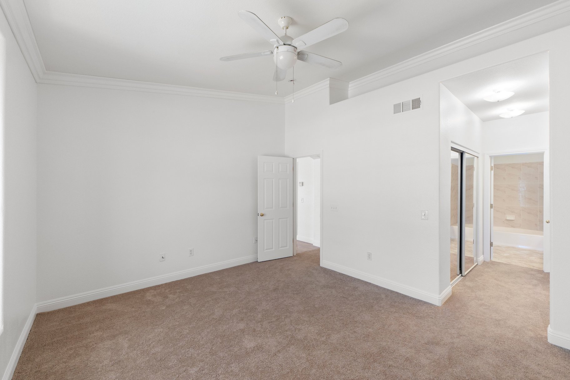  New to Market - 物件實景