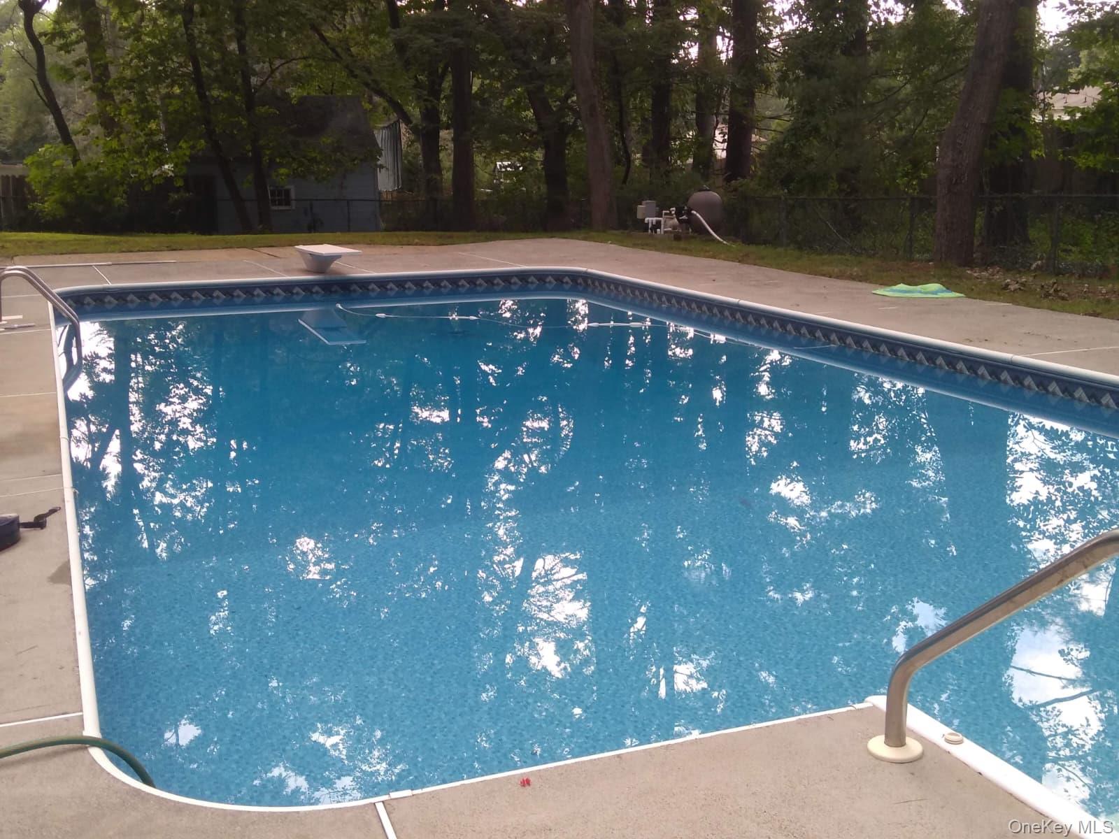 Monsey, New York, 10952, United States, 5 Bedrooms Bedrooms, ,4 BathroomsBathrooms,Residential,For Sale,1981172