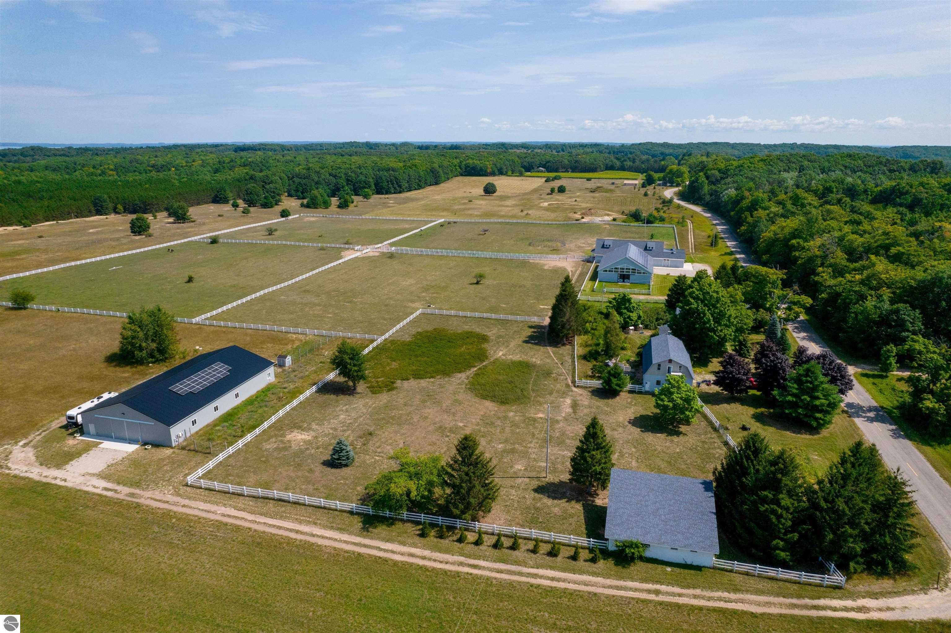 Traverse City, Michigan, 49686, United States, 3 Bedrooms Bedrooms, ,2 BathroomsBathrooms,Residential,For Sale,1819193