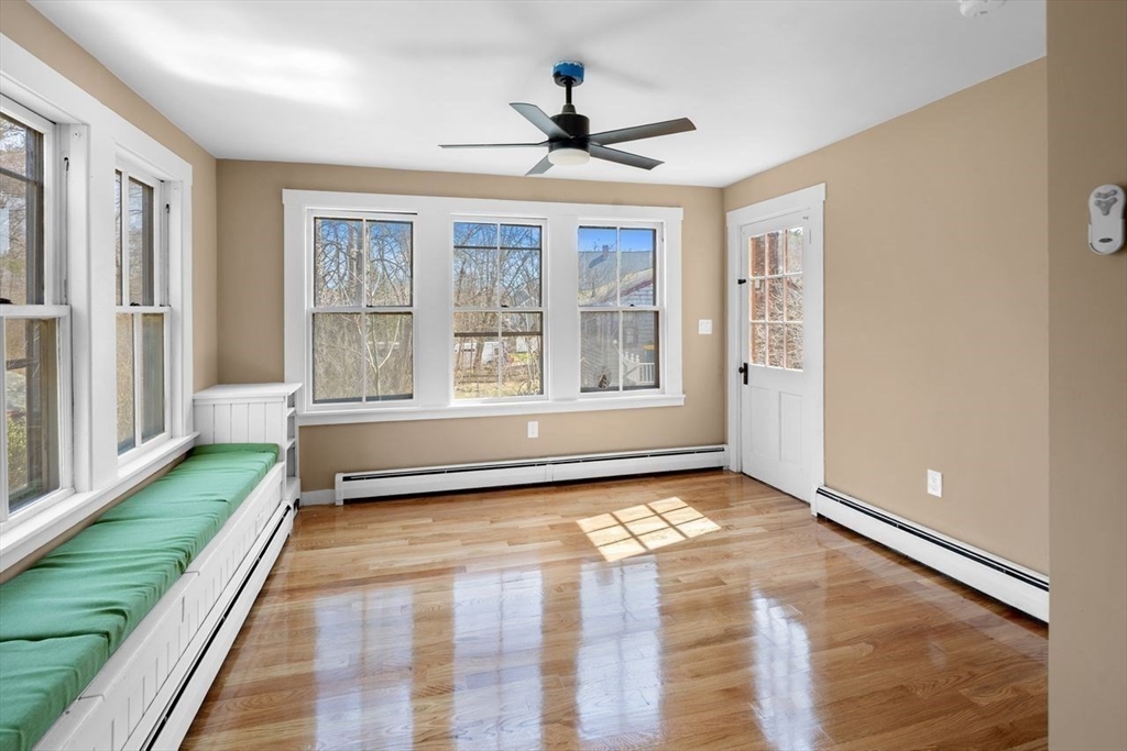 Abington, Massachusetts, 02351, United States, 4 Bedrooms Bedrooms, ,2 BathroomsBathrooms,Residential,For Sale,1758924