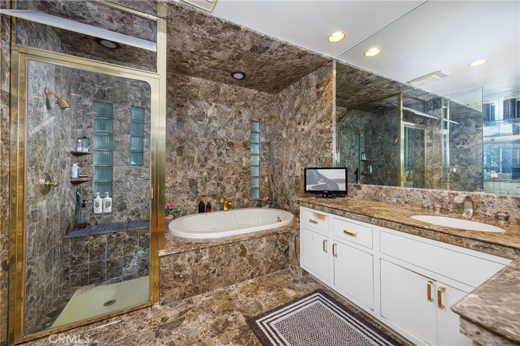 Beverly Hills, California, 90210, United States, 4 Bedrooms Bedrooms, ,5 BathroomsBathrooms,Residential,For Sale,2002159