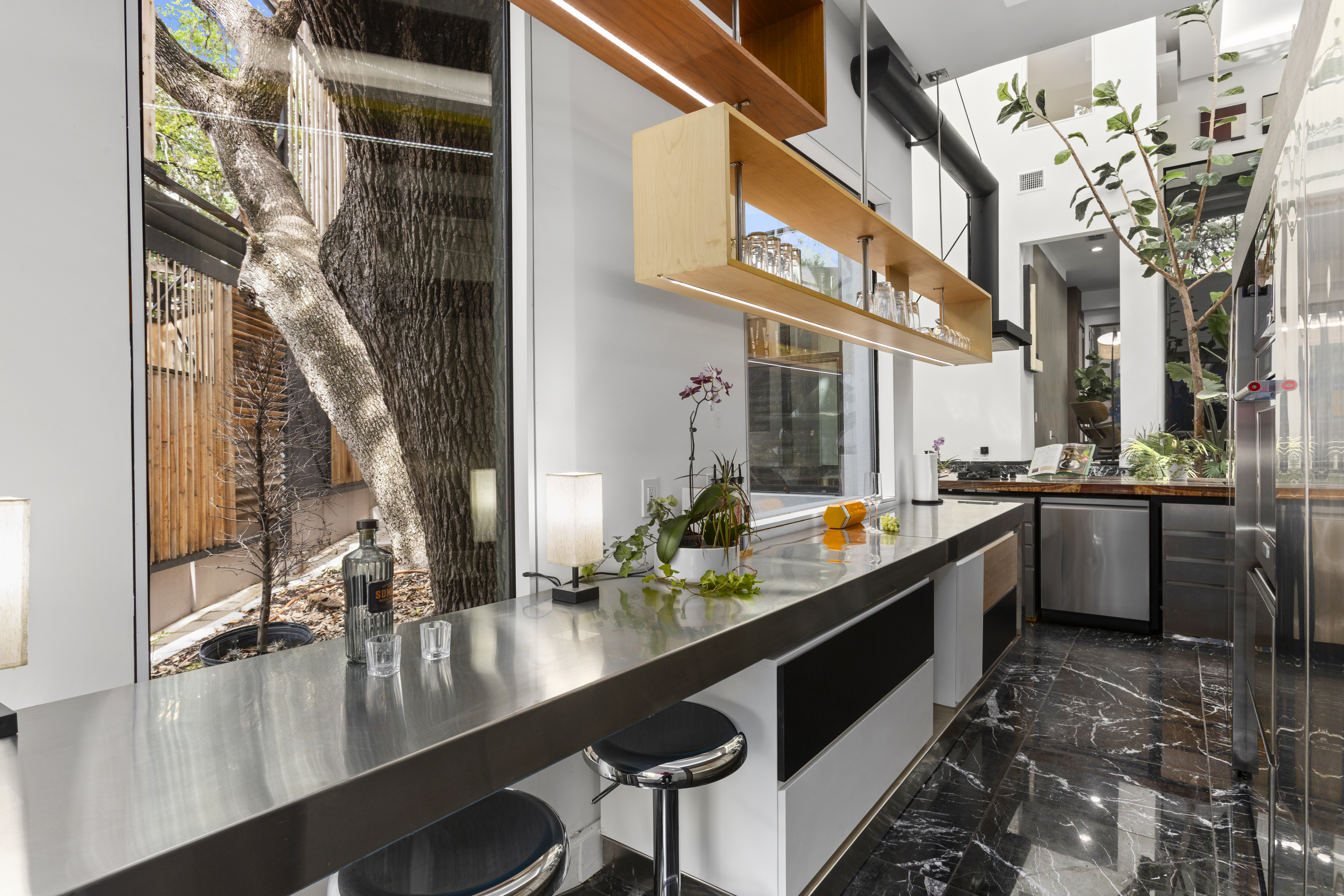  Architectural Masterpiece in Oak Hills - 物件實景