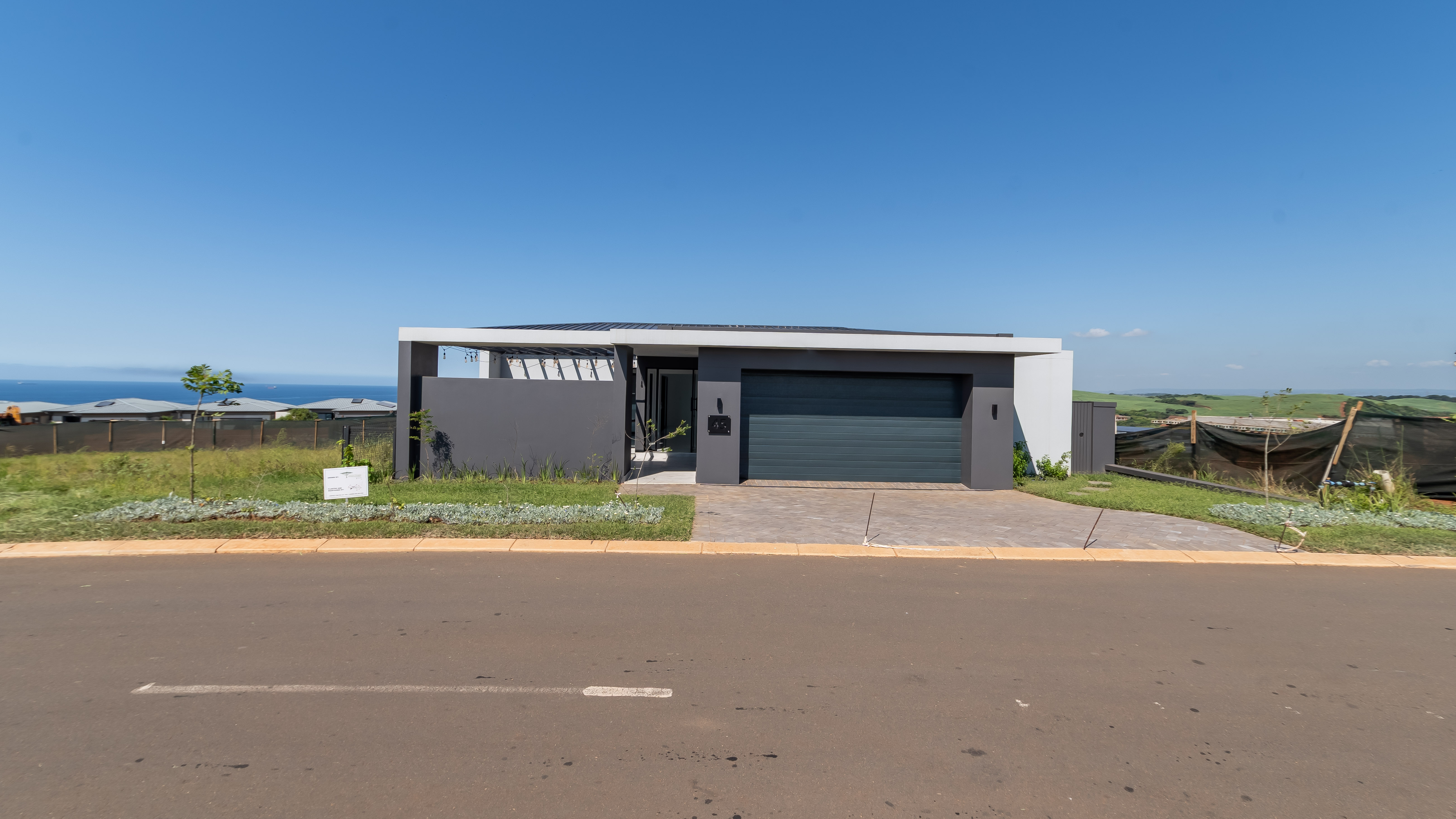  Luxury Single-Level Residence with Panoramic Sea Views in Salta Estate - 物件實景