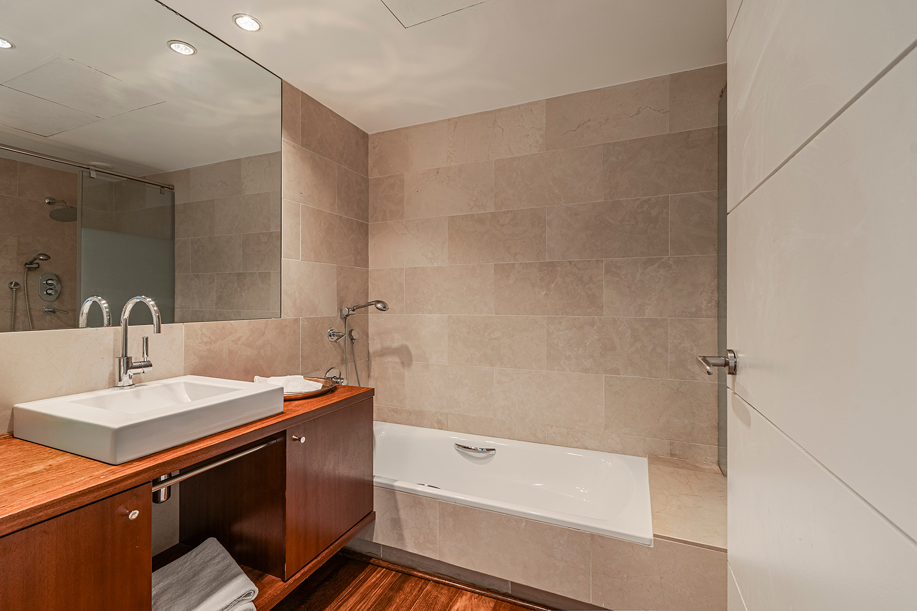  Exclusive luxury villa with spectacular panoramic views of Barcelona - 物件實景