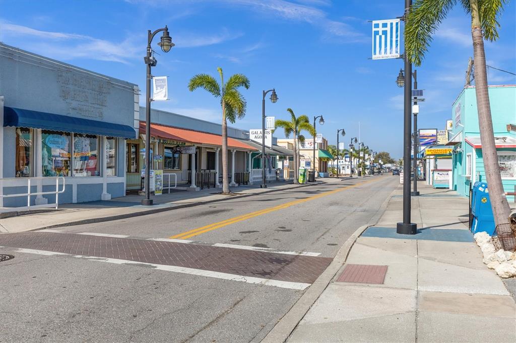 Tarpon Springs, Florida, 34689, United States, 3 Bedrooms Bedrooms, ,2 BathroomsBathrooms,Residential,For Sale,1941814
