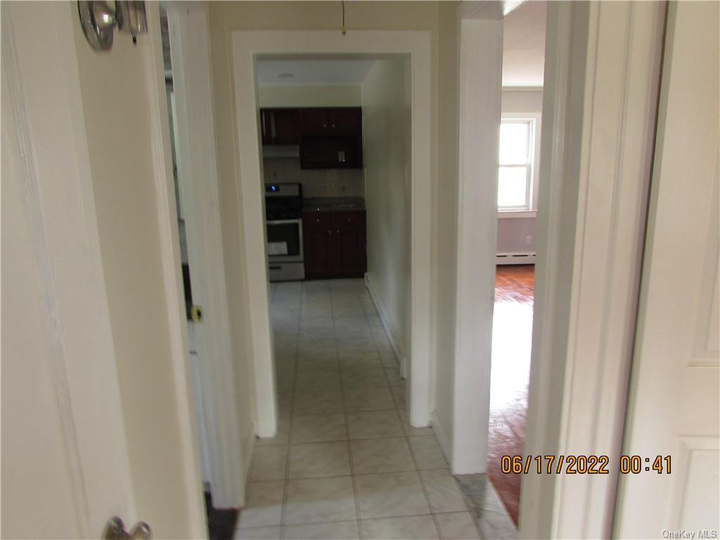 New Rochelle, New York, 10801, United States, 3 Bedrooms Bedrooms, ,1 BathroomBathrooms,Residential,For Sale,1942775