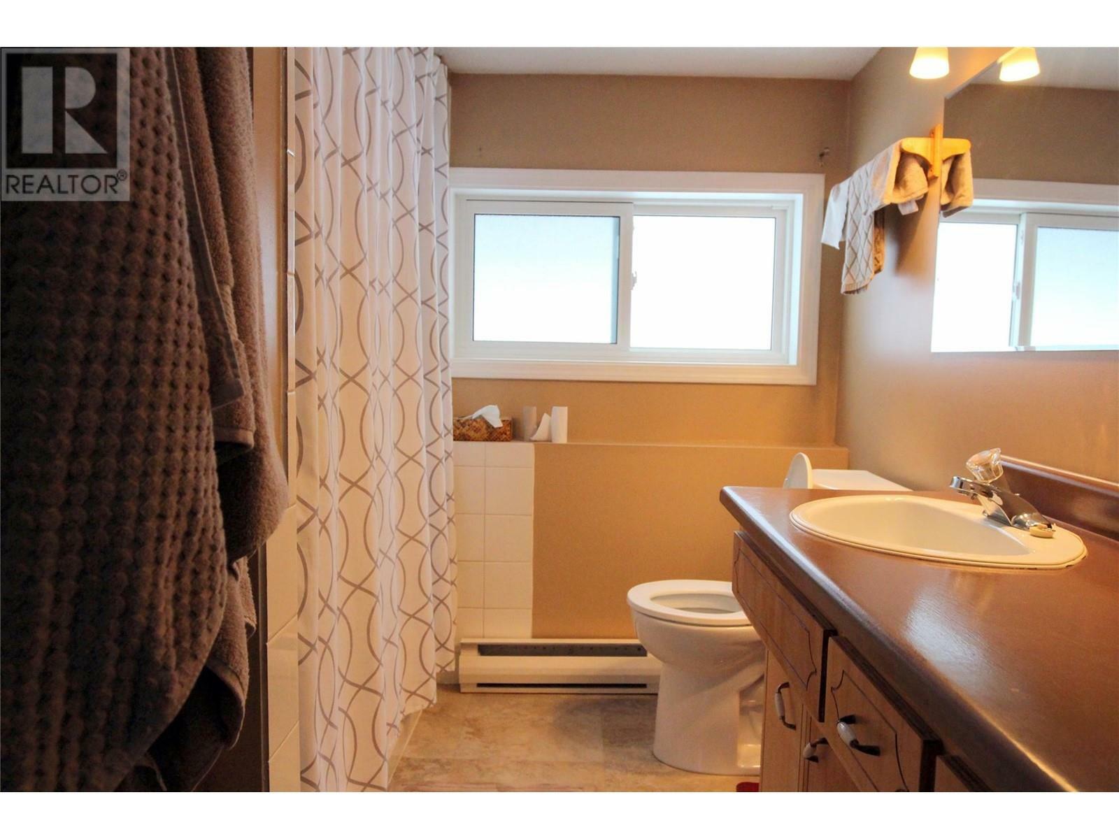 CLEARWATER, British Columbia, V0E 1N1, CA, 3 Bedrooms Bedrooms, ,2 BathroomsBathrooms,Residential,For Sale,1837585
