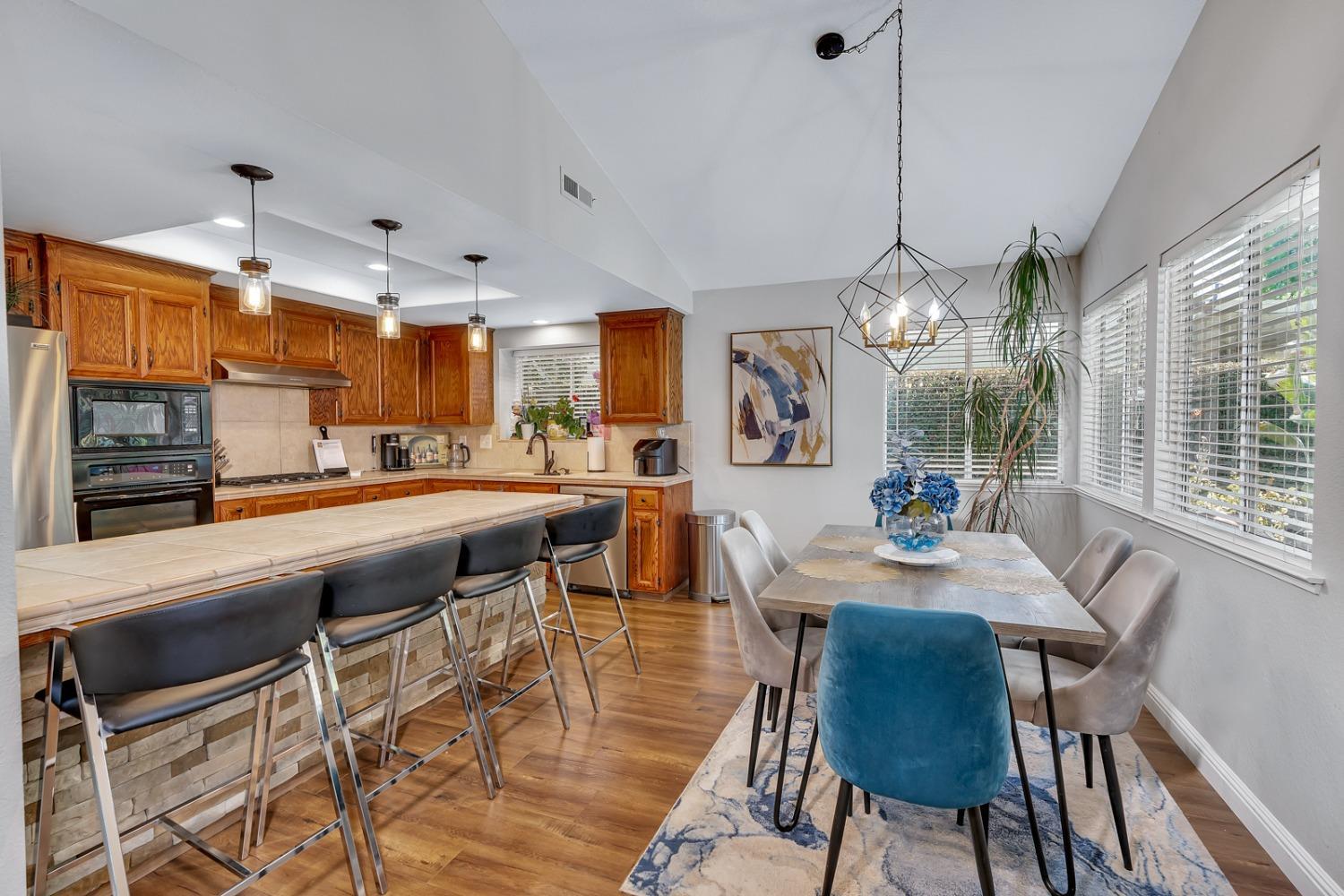 Madera, California, 93637, United States, 3 Bedrooms Bedrooms, ,3 BathroomsBathrooms,Residential,For Sale,1984601