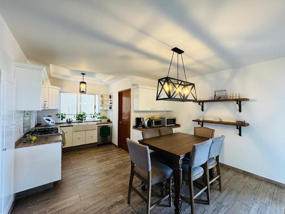 Atizapán de Zaragoza, Estado de méxico, 52930, Mexico, 3 Bedrooms Bedrooms, ,4 BathroomsBathrooms,Residential,For Sale,1847695