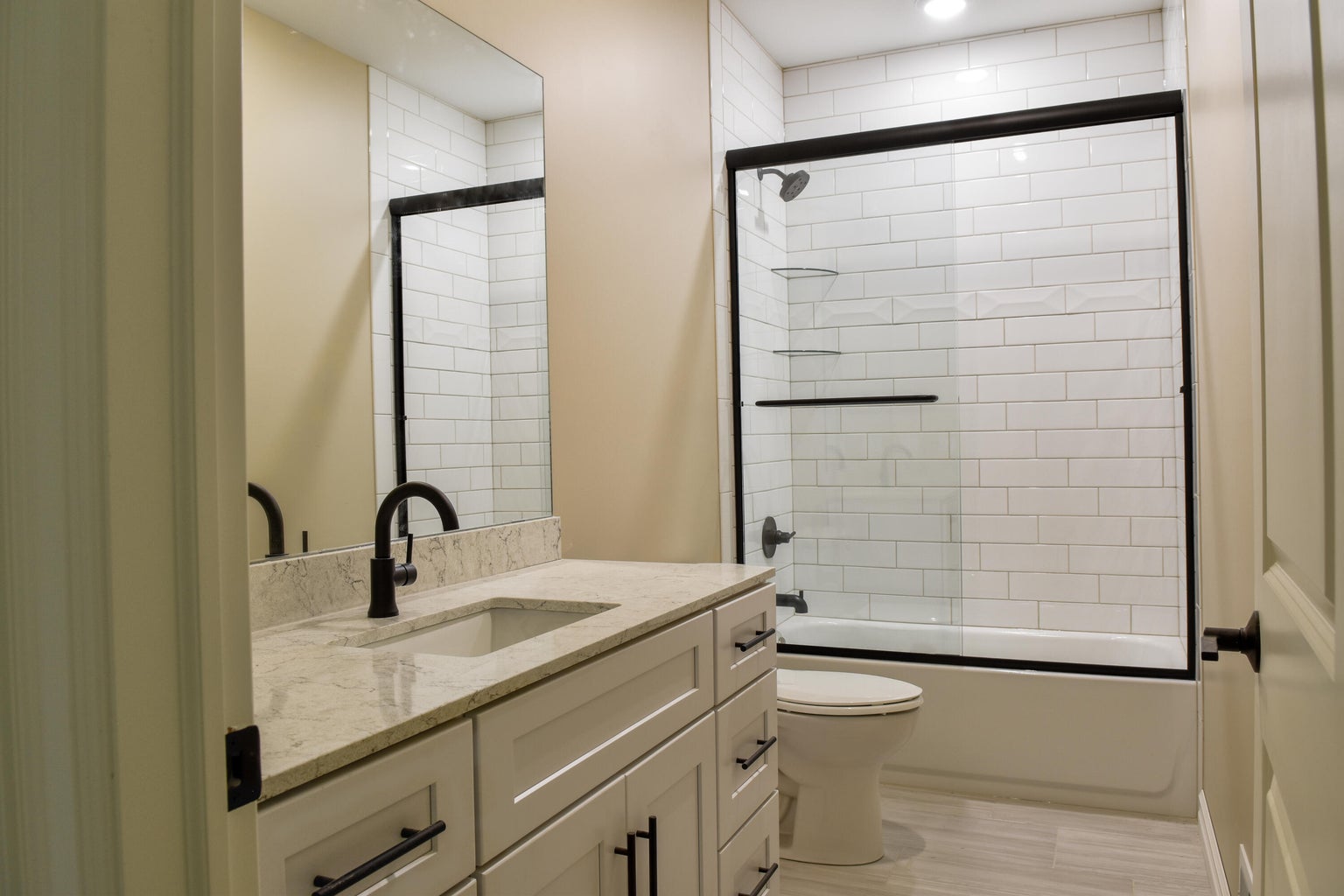 Stanwood, Michigan, 49346, United States, 3 Bedrooms Bedrooms, ,3 BathroomsBathrooms,Residential,For Sale,1978240