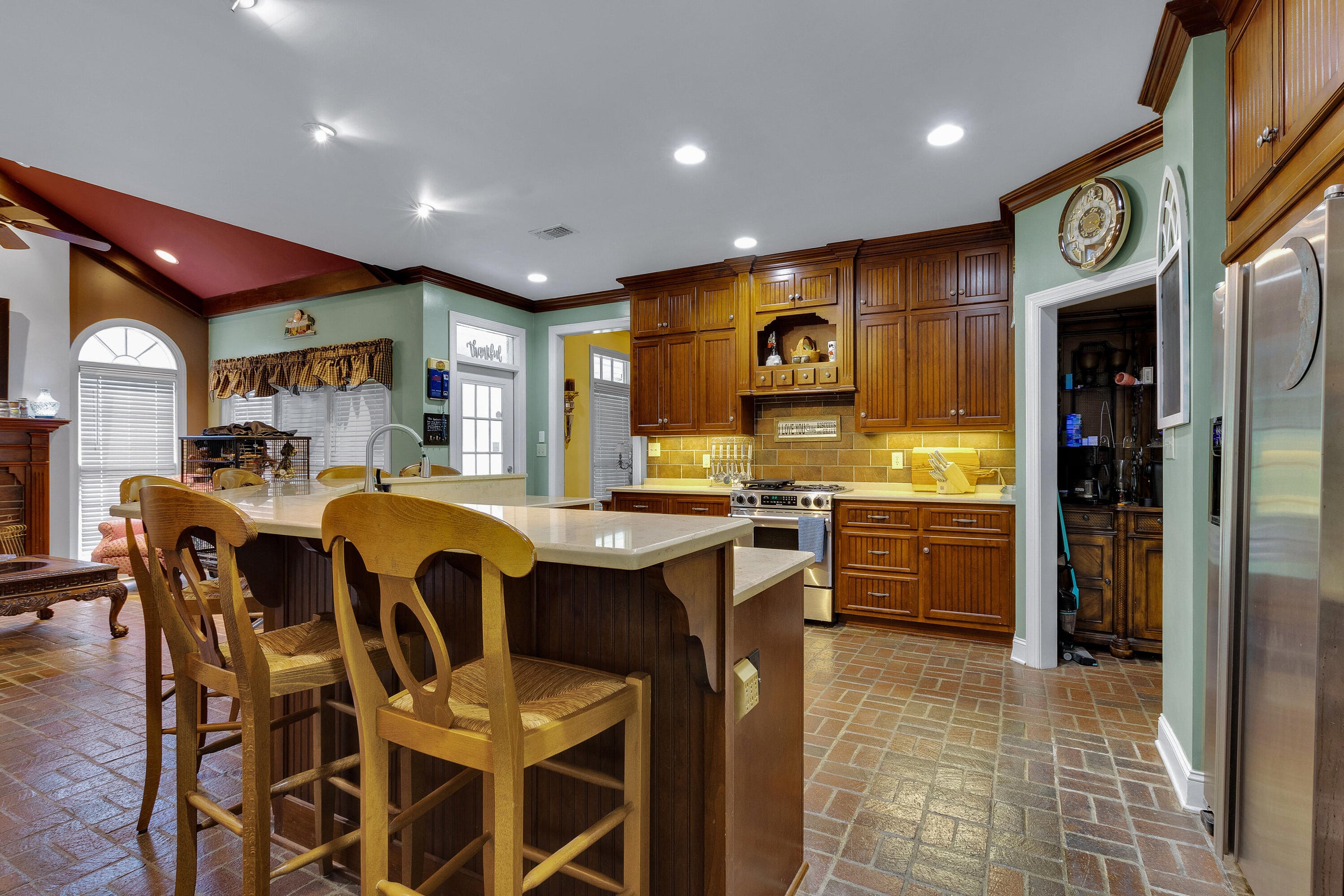 Fulton, Mississippi, 38843, United States, 4 Bedrooms Bedrooms, ,4 BathroomsBathrooms,Residential,For Sale,1976372