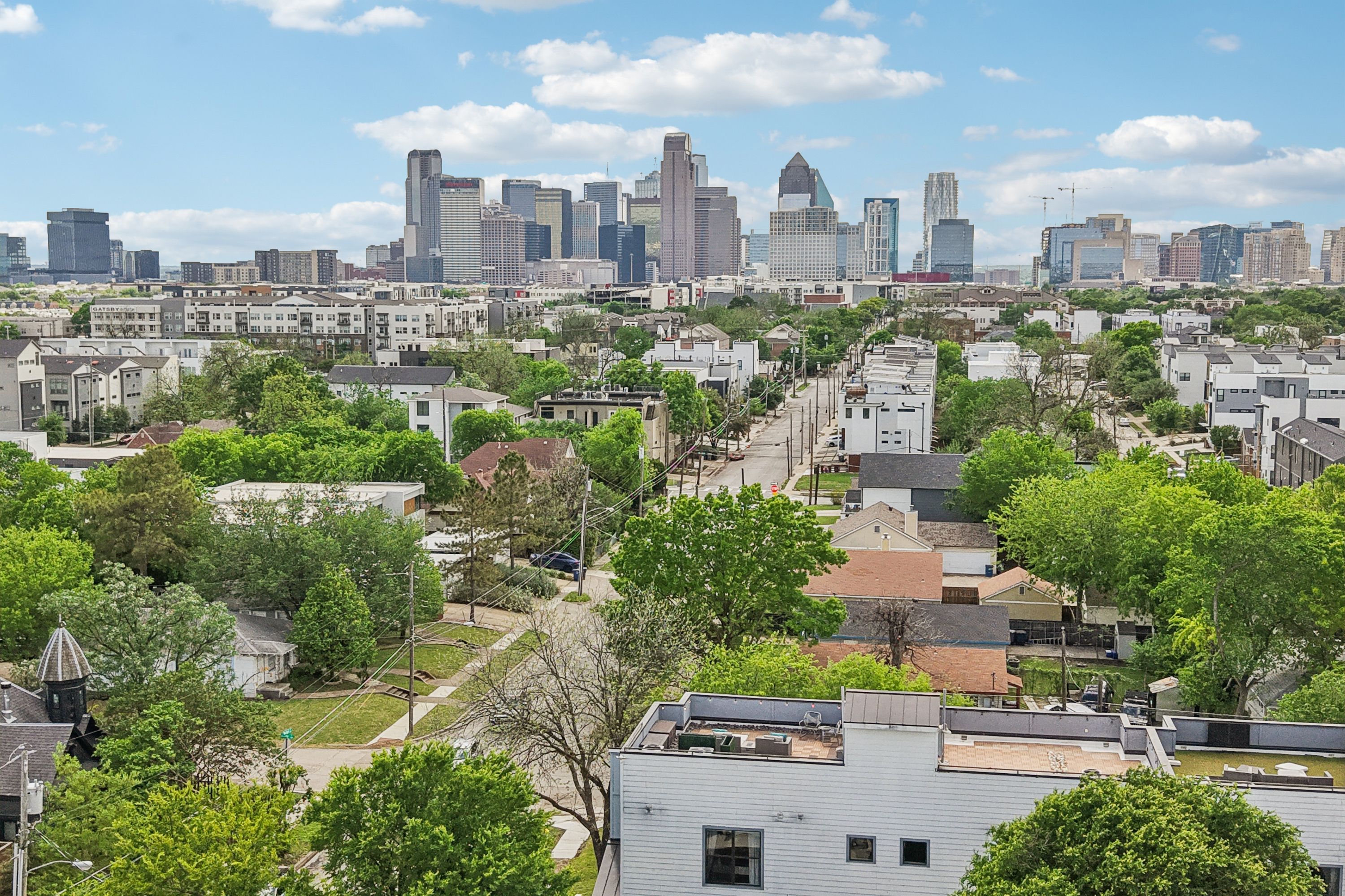  Rooftop Retreat with Skyline Scenery - 物件實景
