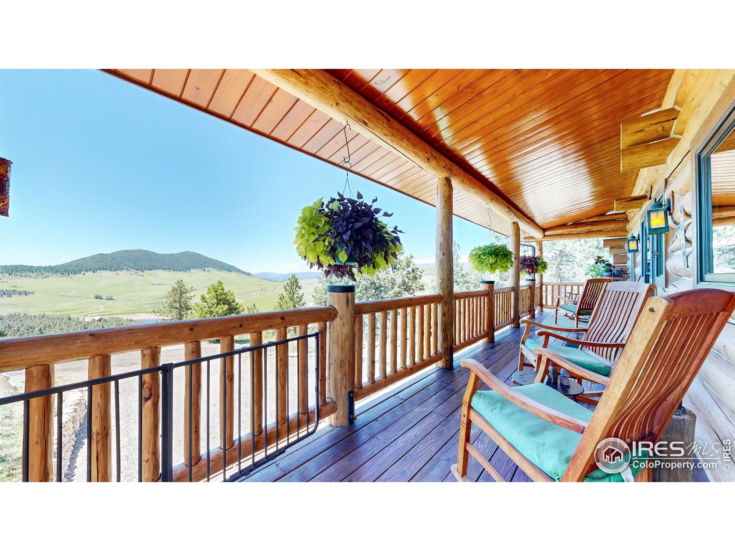 Loveland, Colorado, 80537, United States, 3 Bedrooms Bedrooms, ,2 BathroomsBathrooms,Residential,For Sale,1910374